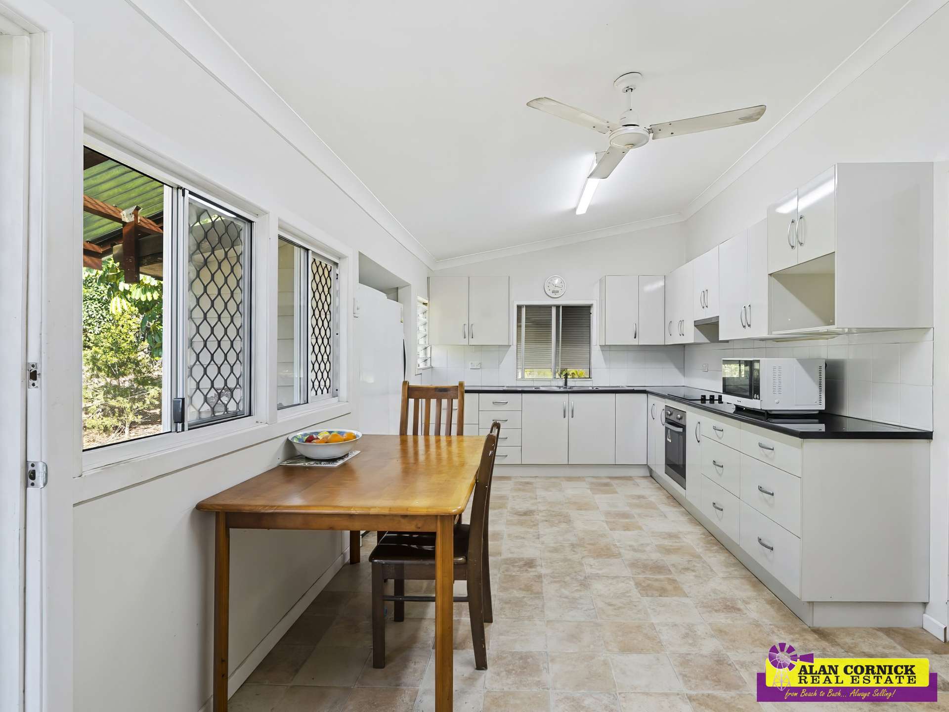 190 Barmoya Road, The Caves For Sale by Farmbuy.com - image 6