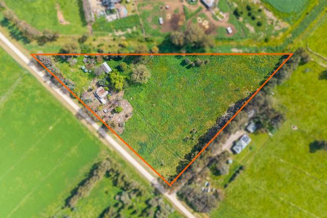 159 Mcdonalds Road, Leitchville Auction by Farmbuy.com - image 7