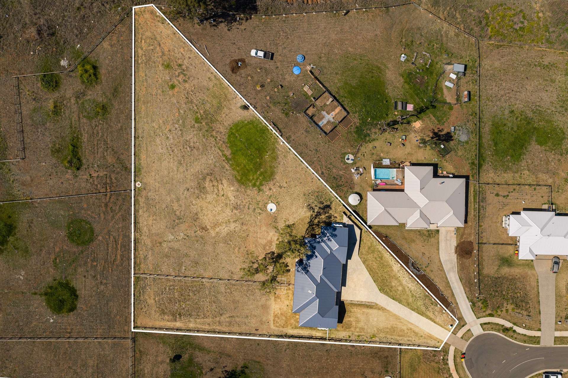 32 Aquila Drive, Meringandan West For Sale by Farmbuy.com - image 17