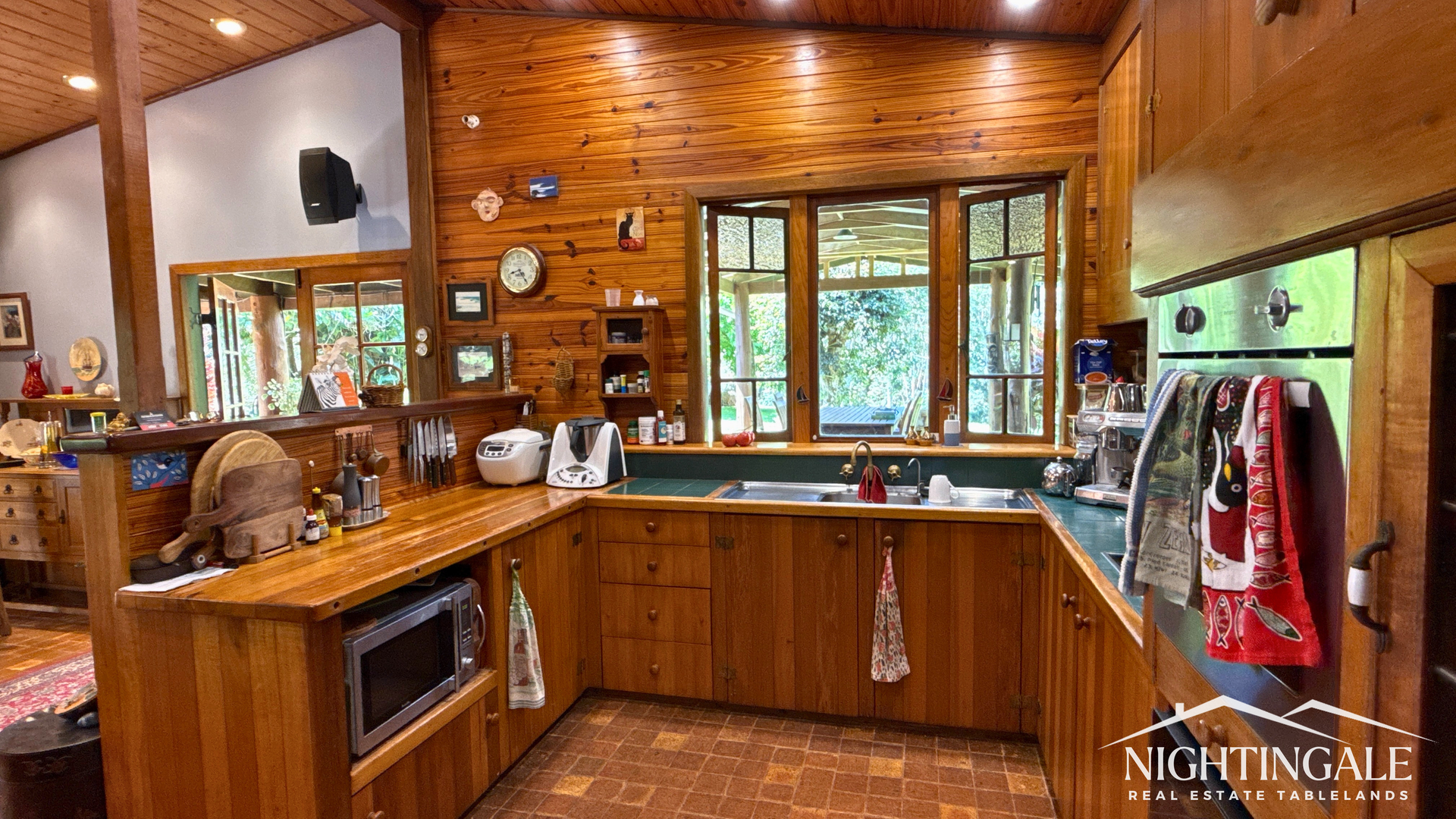 514 Lake Barrine Road, Malanda For Sale by Farmbuy.com - image 7
