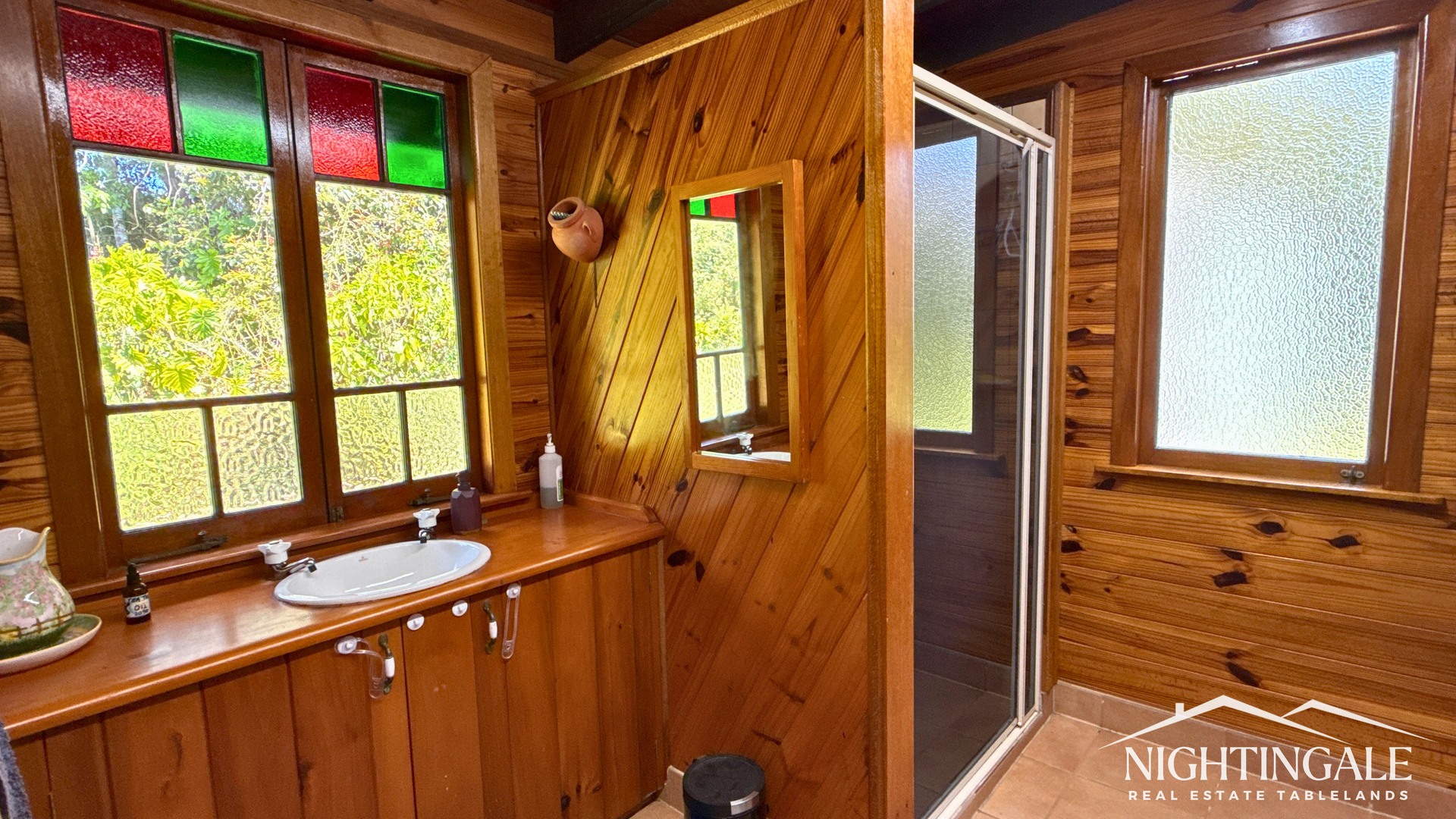 514 Lake Barrine Road, Malanda For Sale by Farmbuy.com - image 15