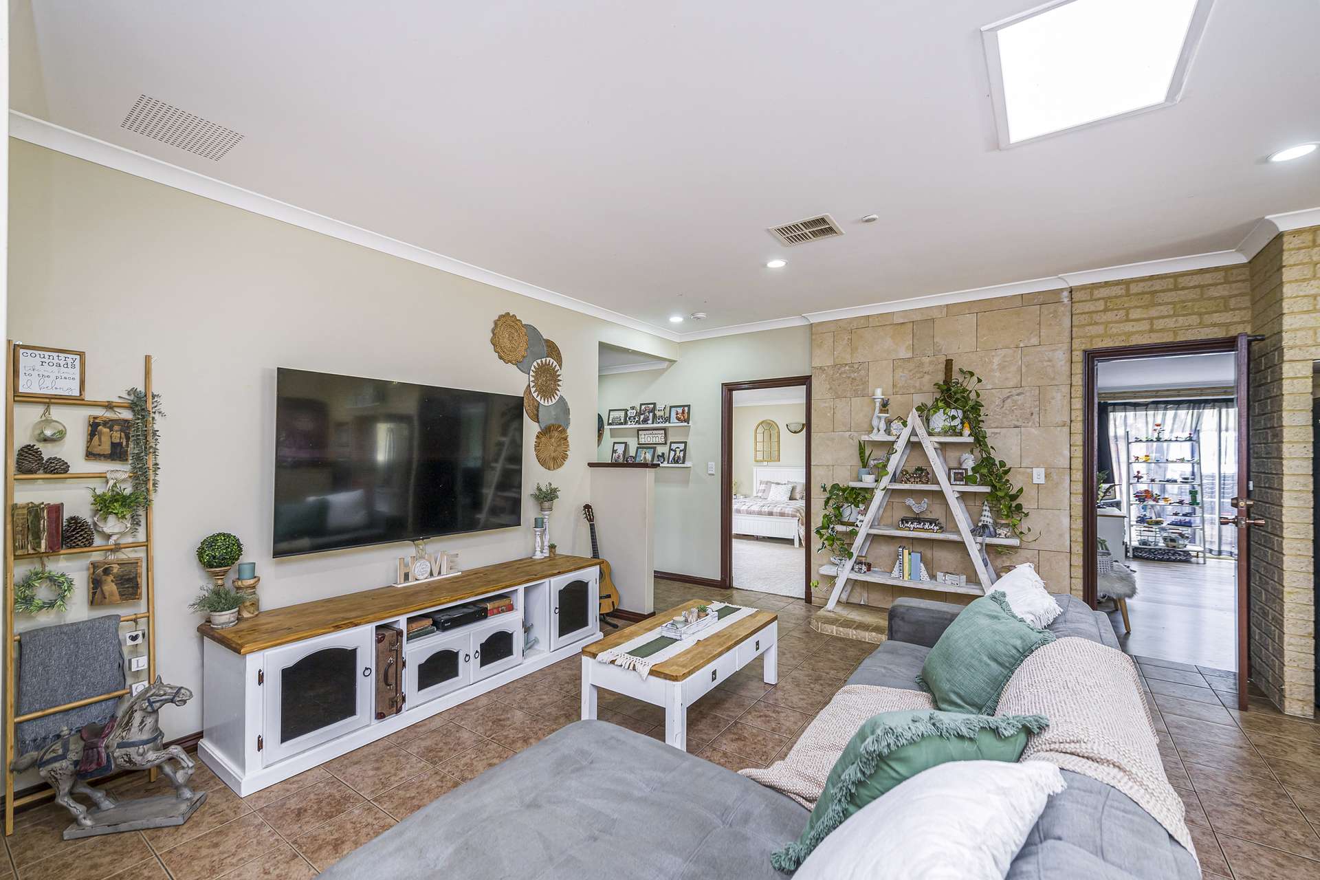 36 Wedgetail Ridge, Bullsbrook For Sale by Farmbuy.com - image 5