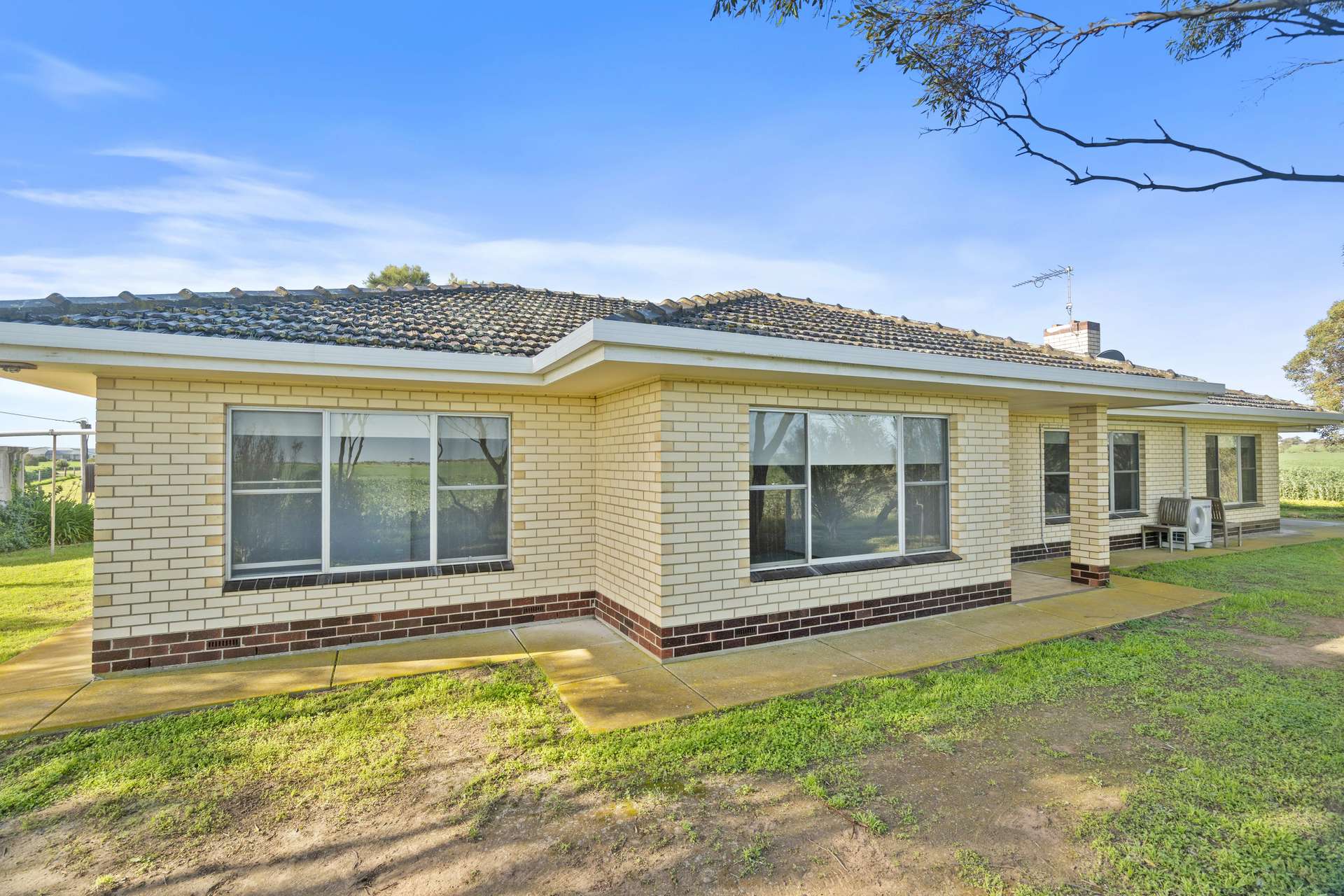48 Bremer Station Road, Strathalbyn For Sale by Farmbuy.com - image 4