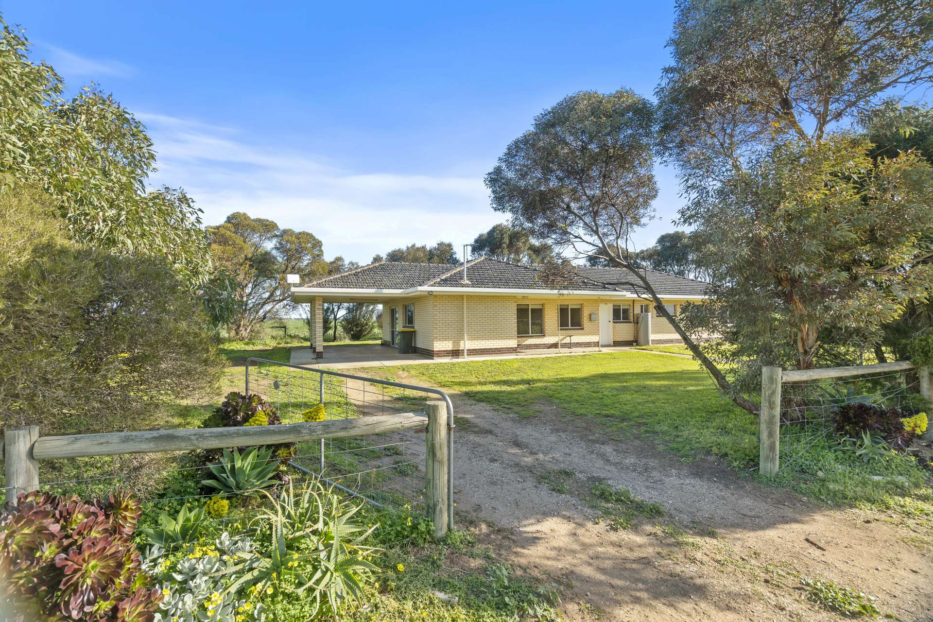 48 Bremer Station Road, Strathalbyn For Sale by Farmbuy.com - image 1