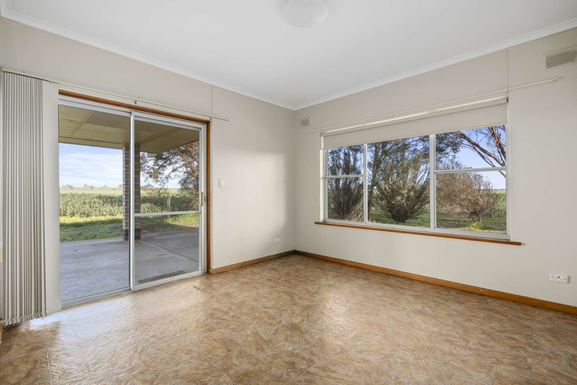 48 Bremer Station Road, Strathalbyn For Sale by Farmbuy.com - image 12