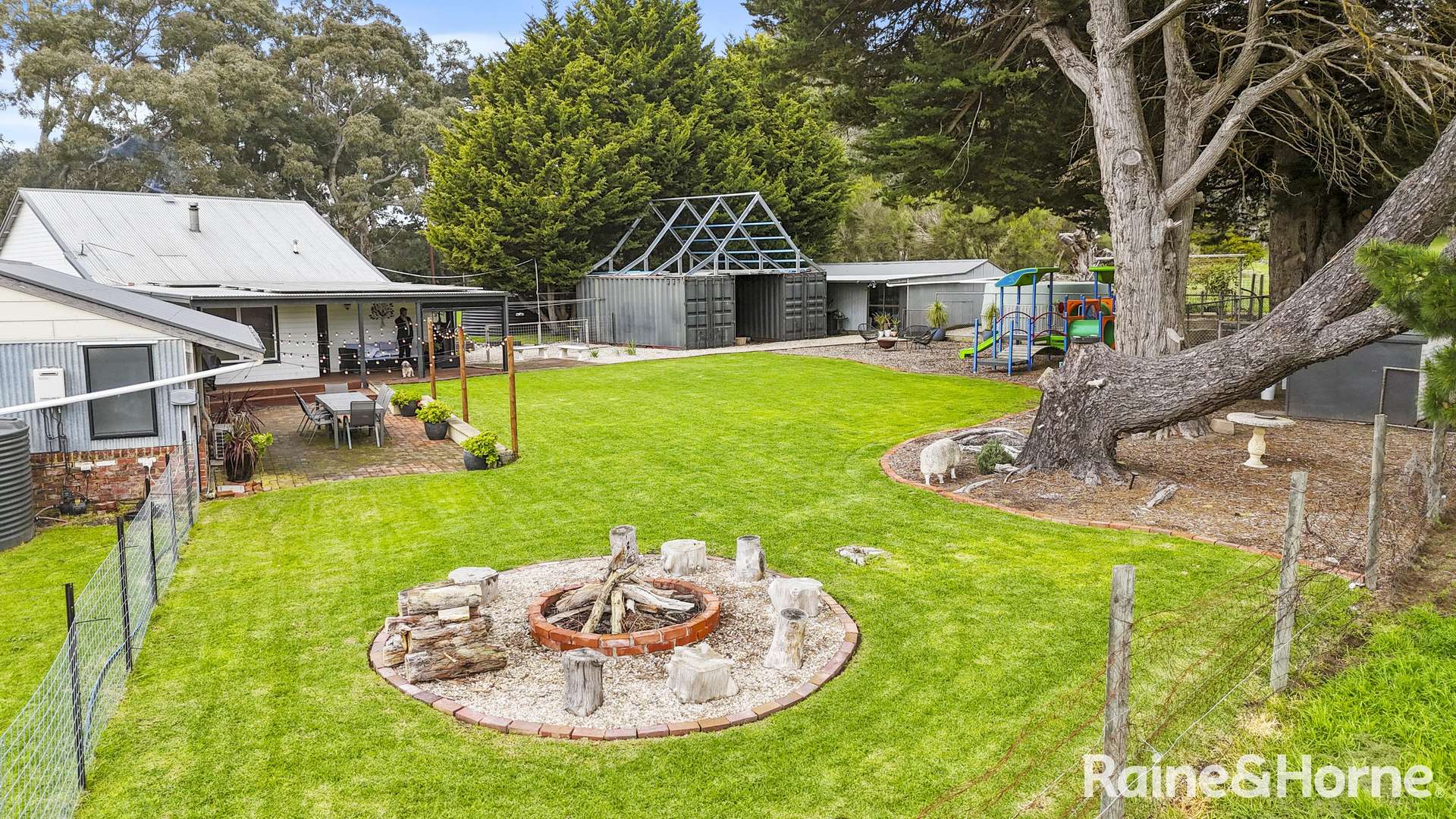 592 Flaxley Road, Echunga For Sale by Farmbuy.com - image 8