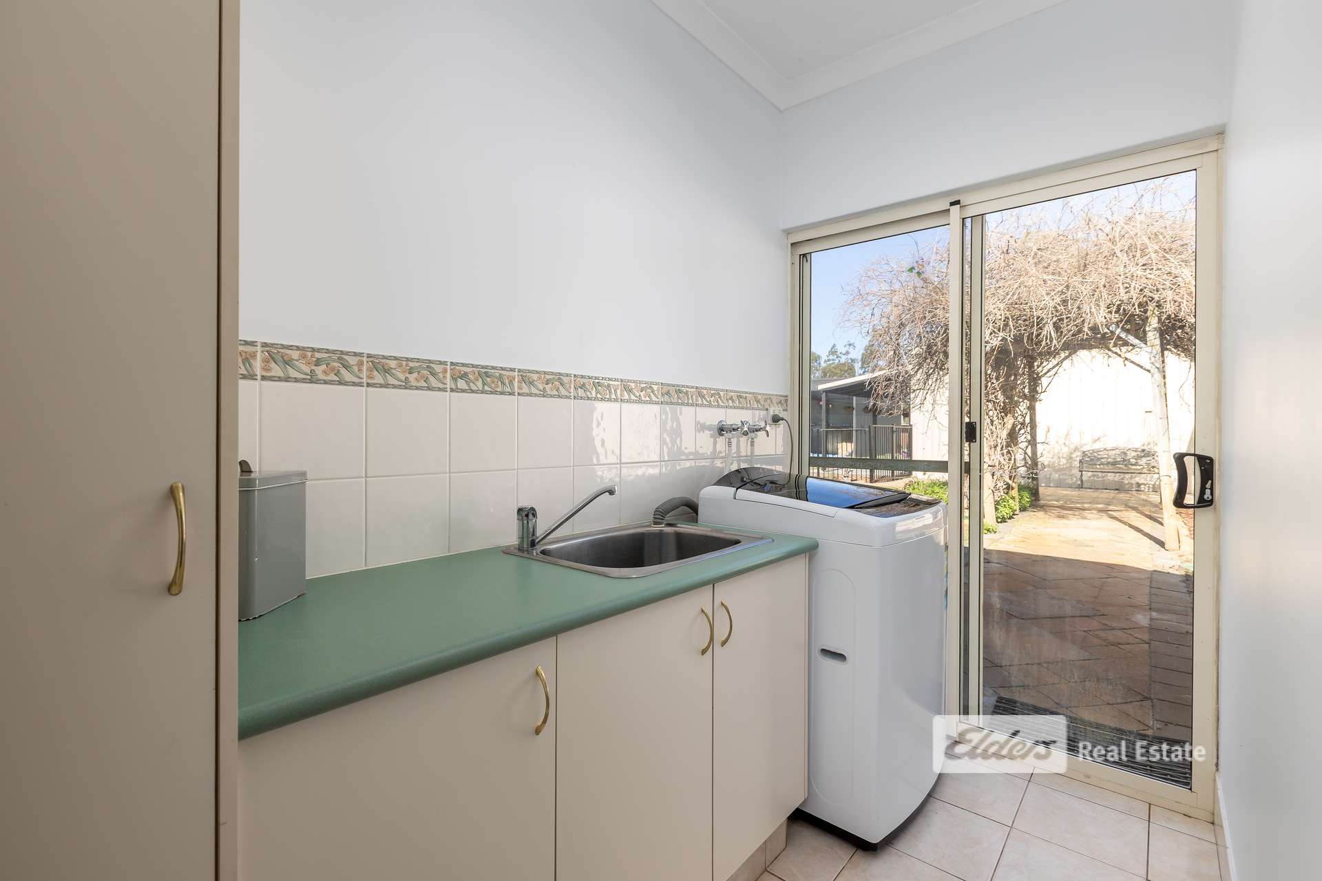 22 Banksia Road, Gelorup For Sale by Farmbuy.com - image 21