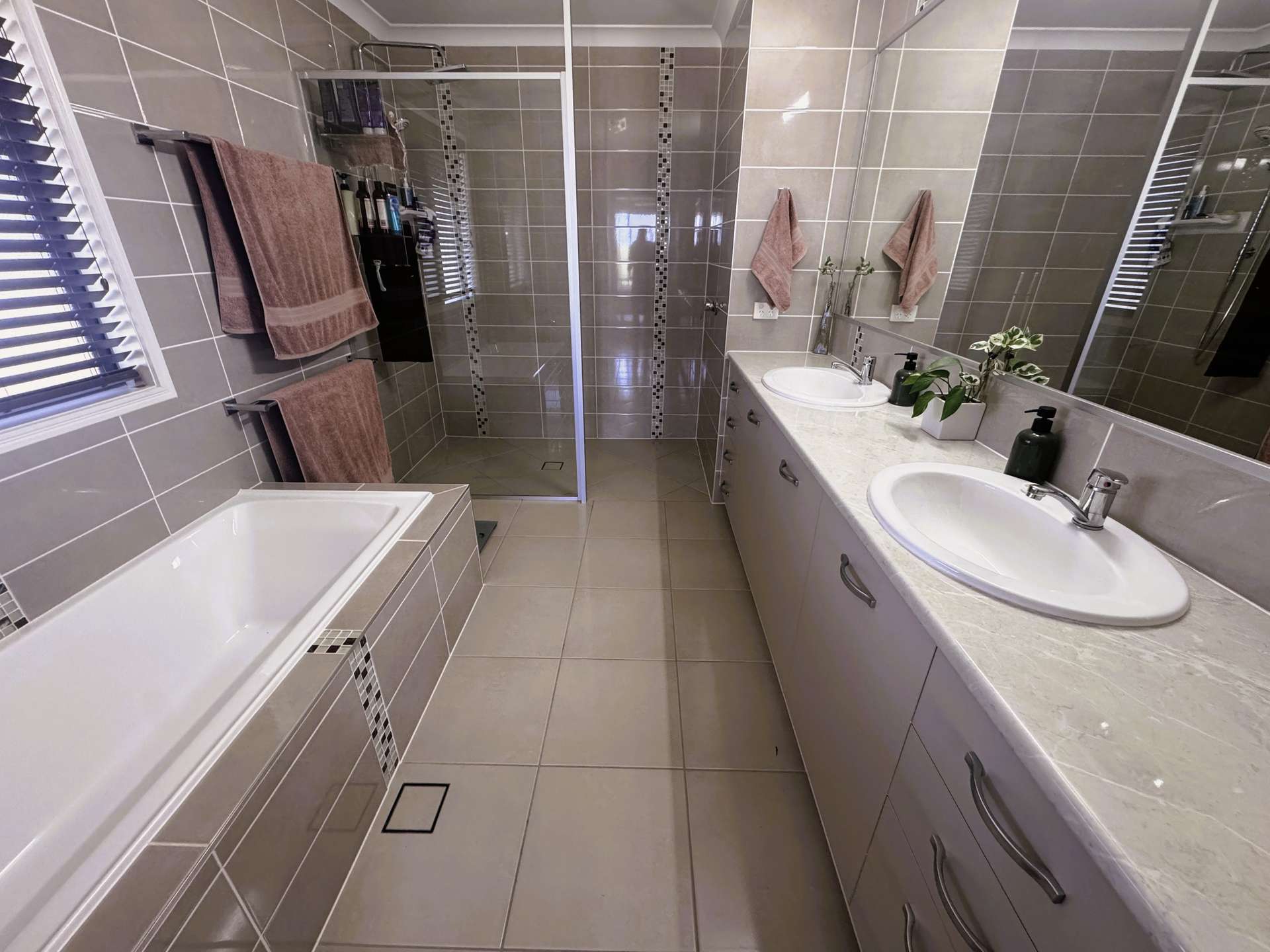 27 Couchmans, Kingaroy For Sale by Farmbuy.com - image 14