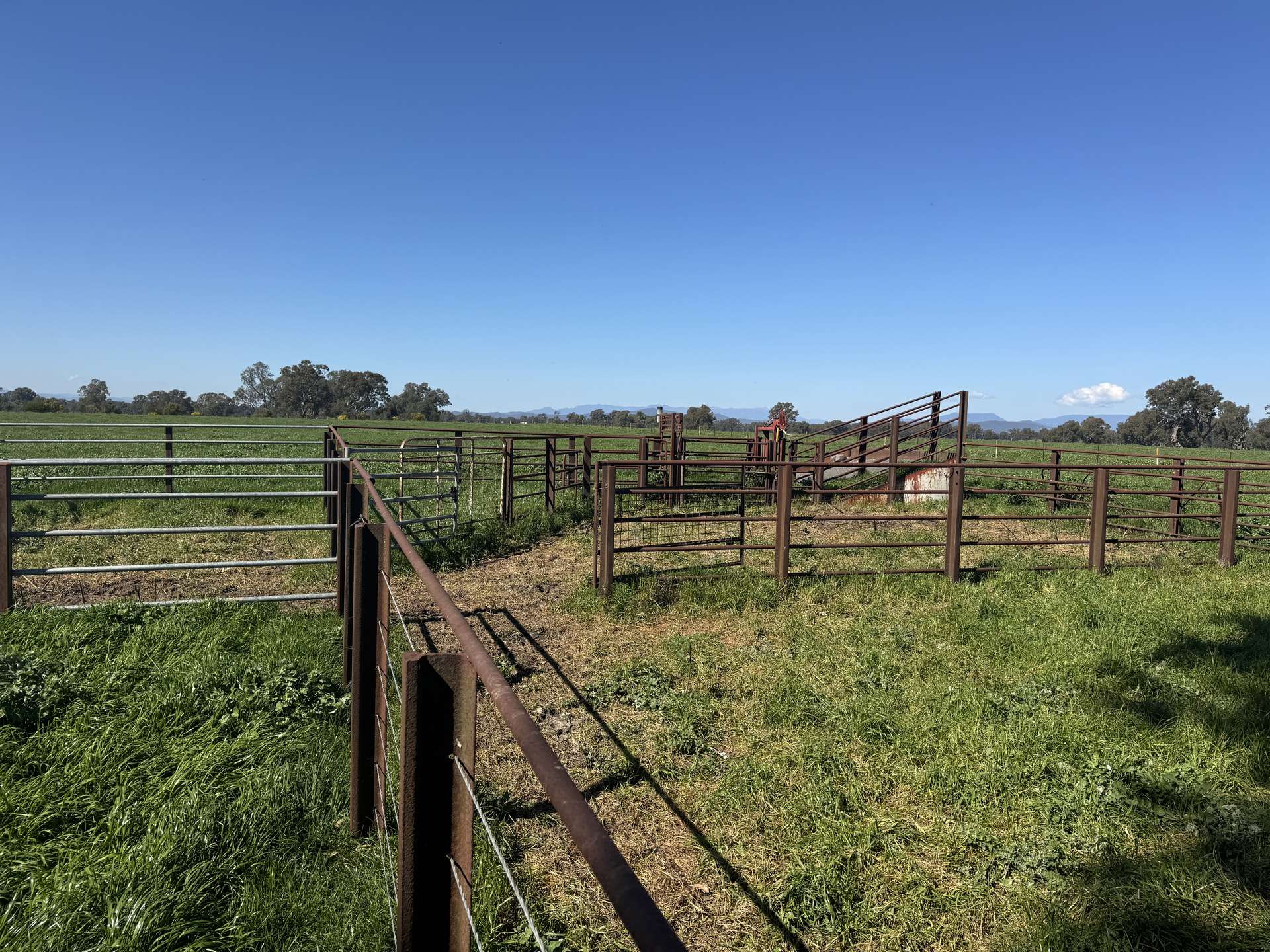 CA 1B/16 Simpson Lane, Docker For Sale by Farmbuy.com - image 11