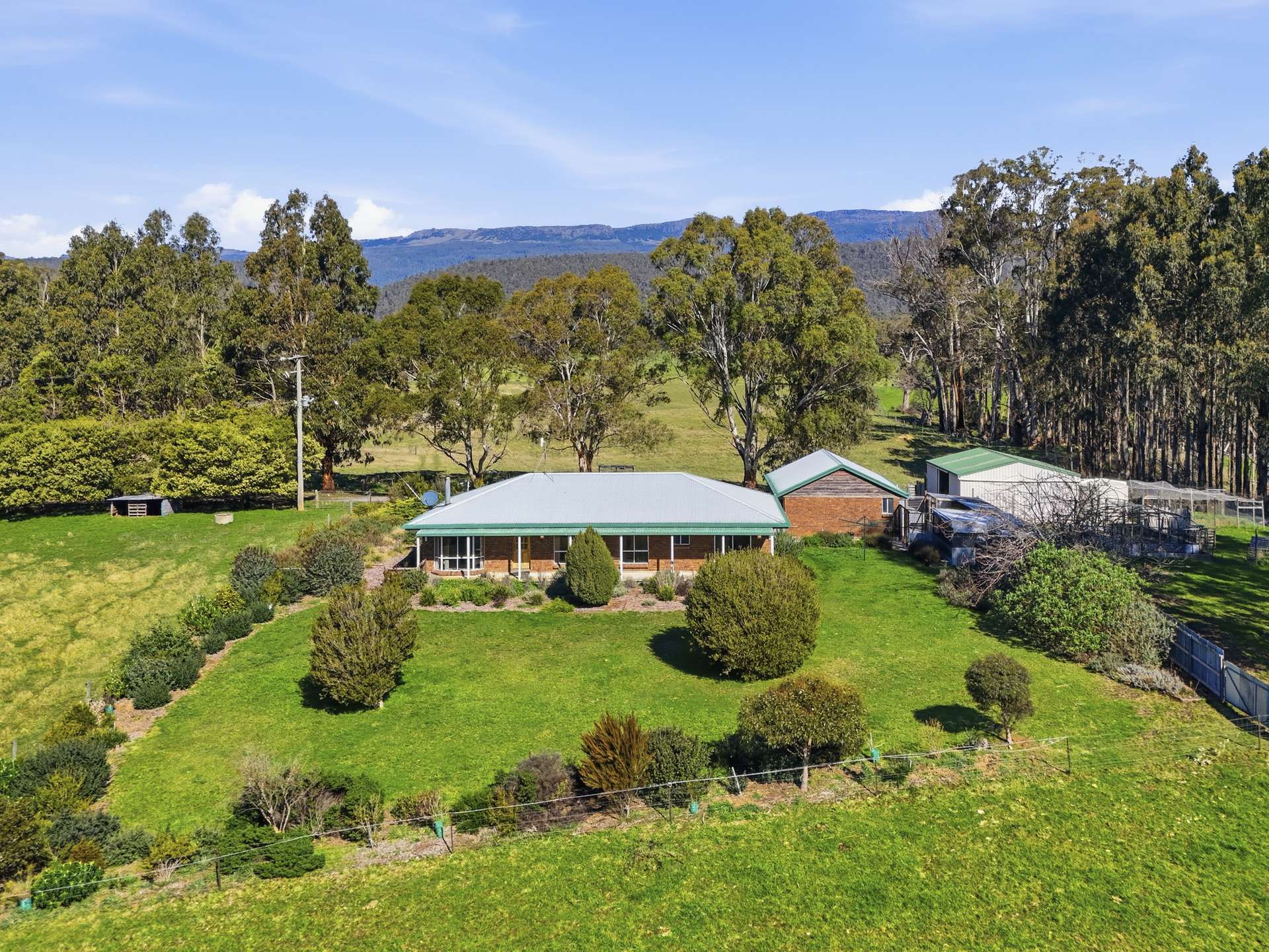 425 Union Bridge Road, Mole Creek For Sale by Farmbuy.com - image 25
