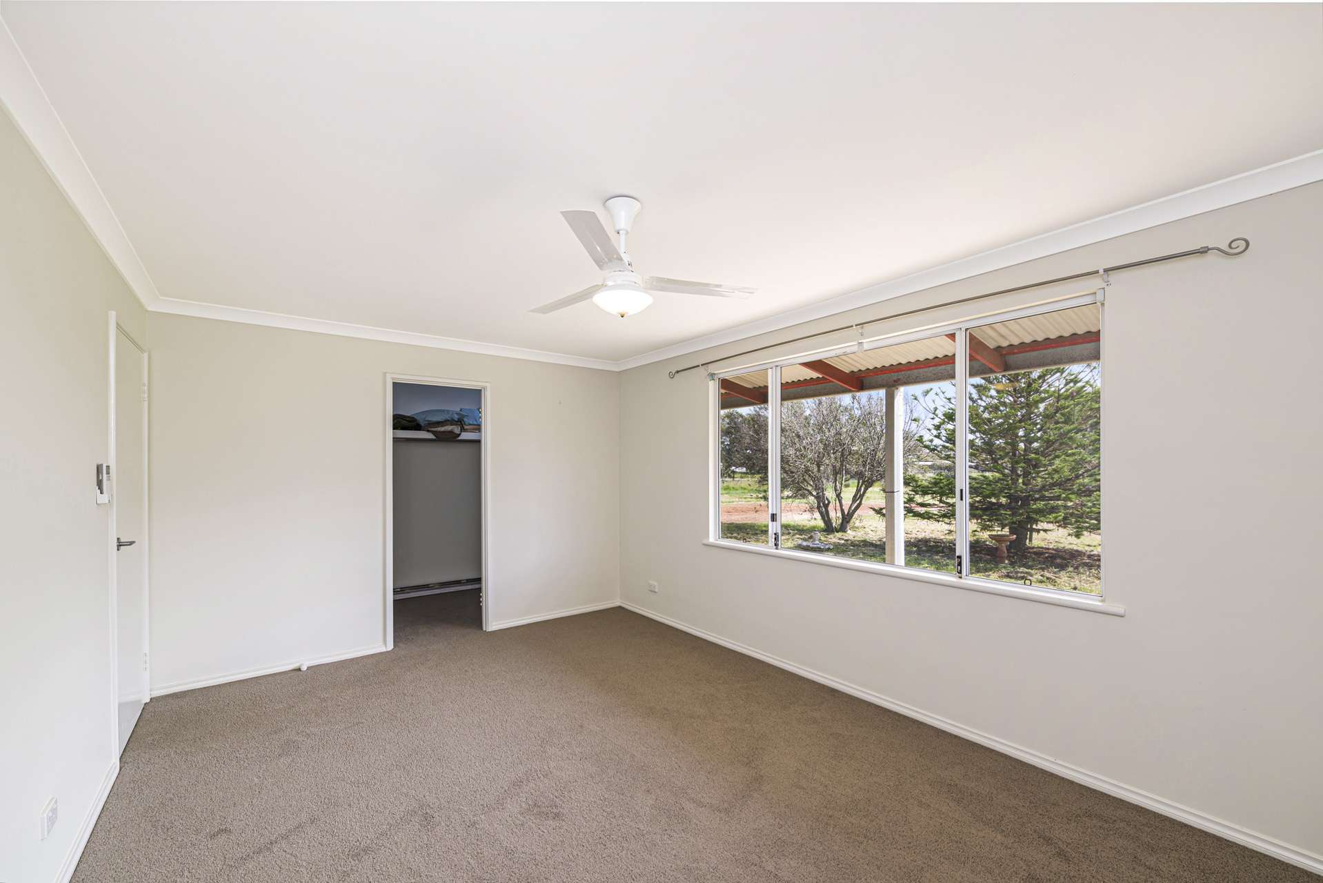 91 Cooper Street, Moora For Sale by Farmbuy.com - image 17