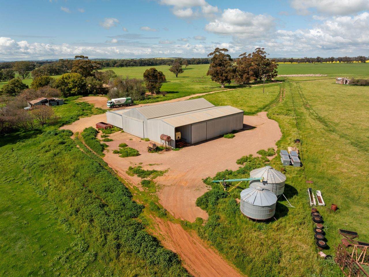 66 Noorla Lane, Erin Vale For Sale by Farmbuy.com - image 32