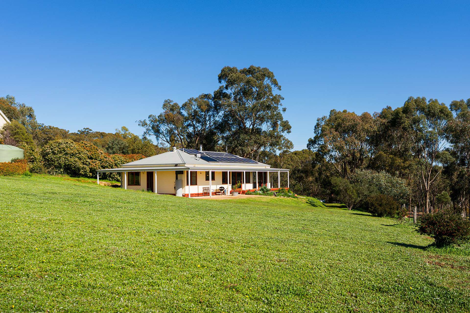 18 Franzi Street, Guildford For Sale by Farmbuy.com - image 1