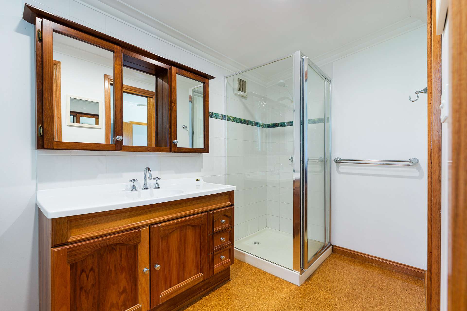18 Franzi Street, Guildford For Sale by Farmbuy.com - image 12
