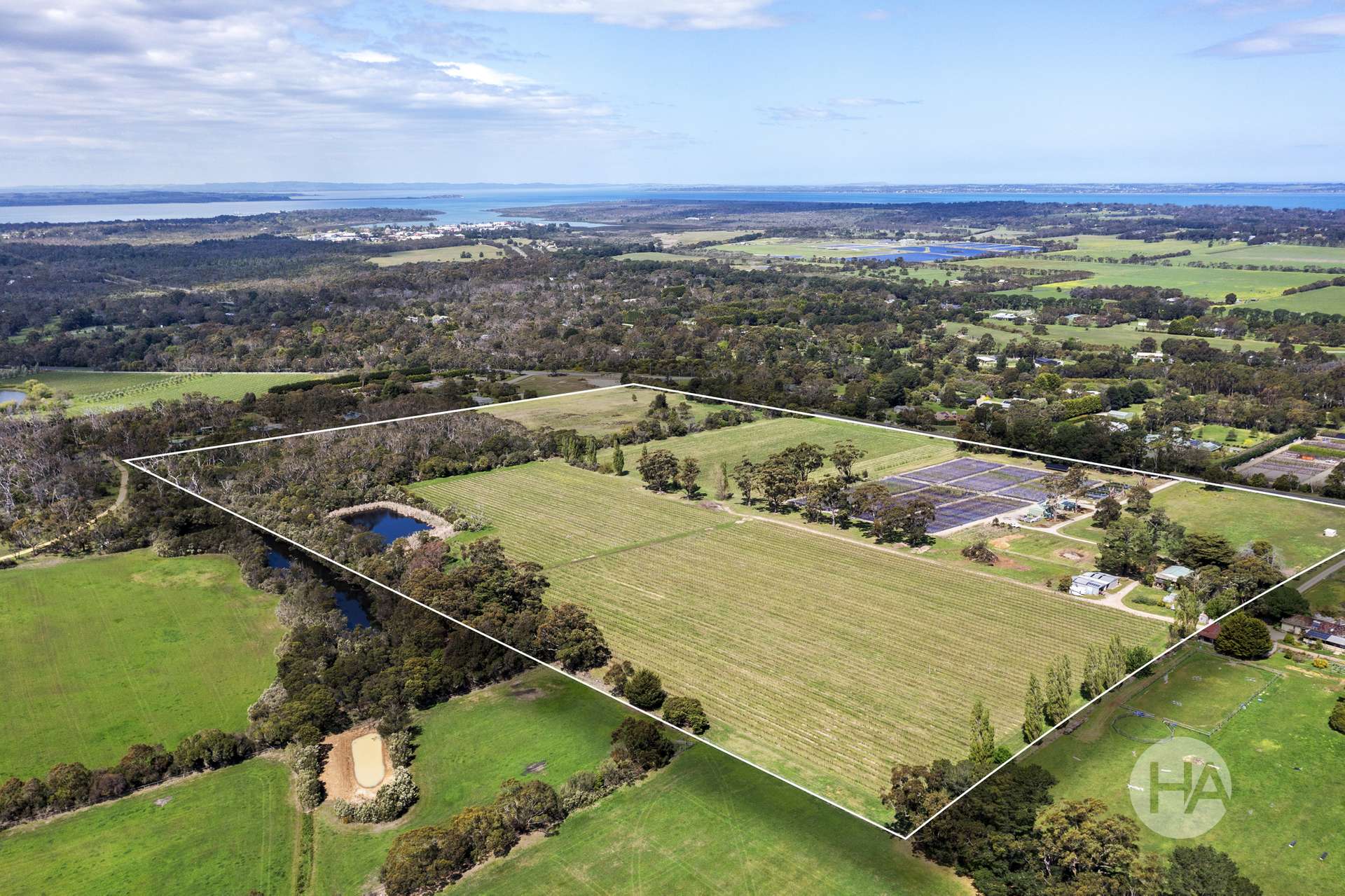 8 Bittern Dromana Road, Bittern For Sale by Farmbuy.com - image 1