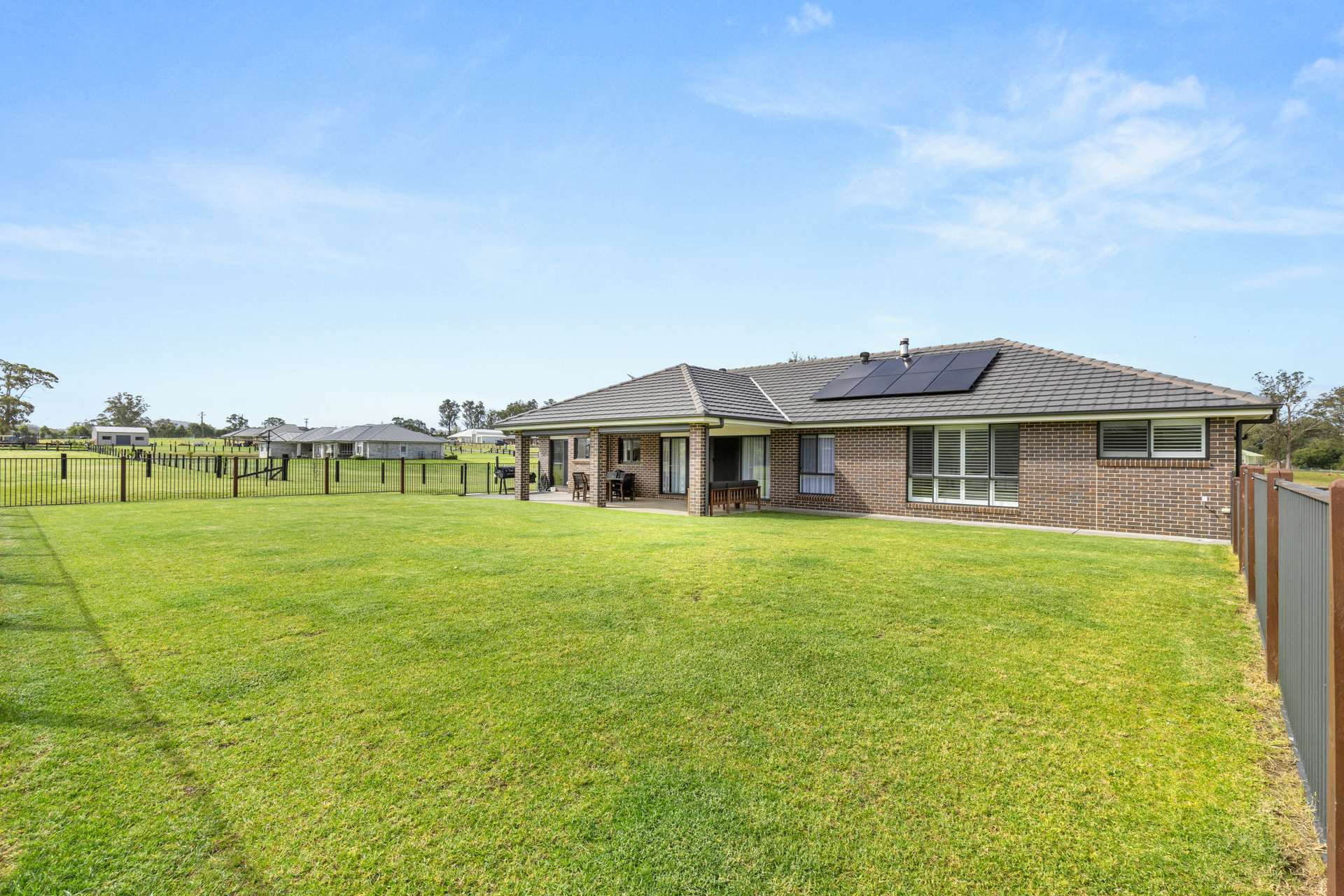 118 Briton Court Road, Stroud For Sale by Farmbuy.com - image 19