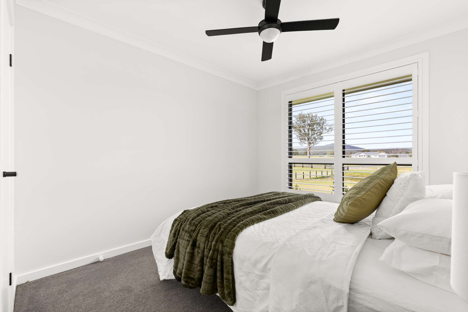118 Briton Court Road, Stroud For Sale by Farmbuy.com - image 15