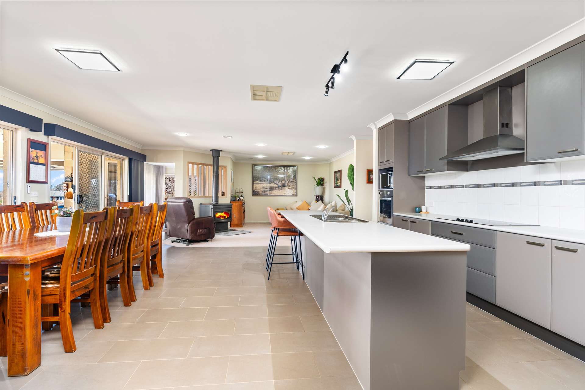 72 Beatrice Road, Burrumbuttock For Sale by Farmbuy.com - image 2