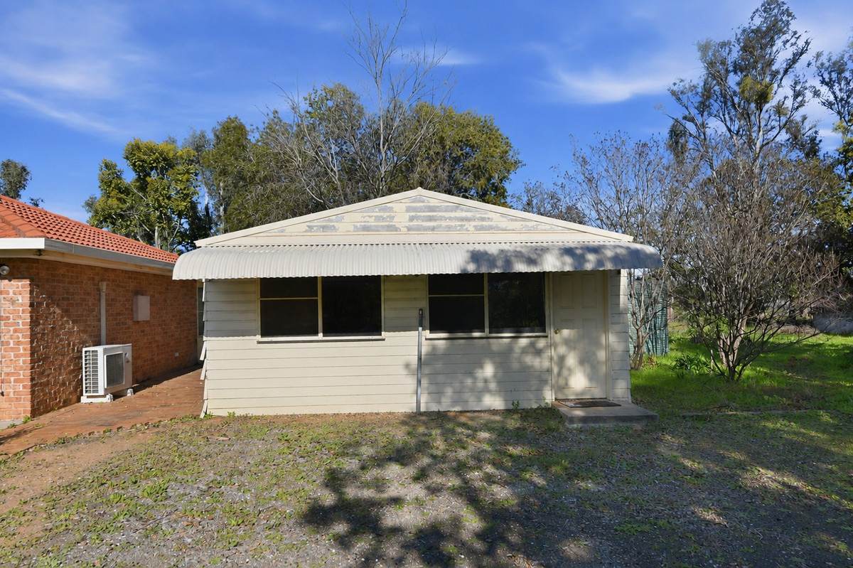 93 Whiting Drive, Narrabri For Sale by Farmbuy.com - image 11