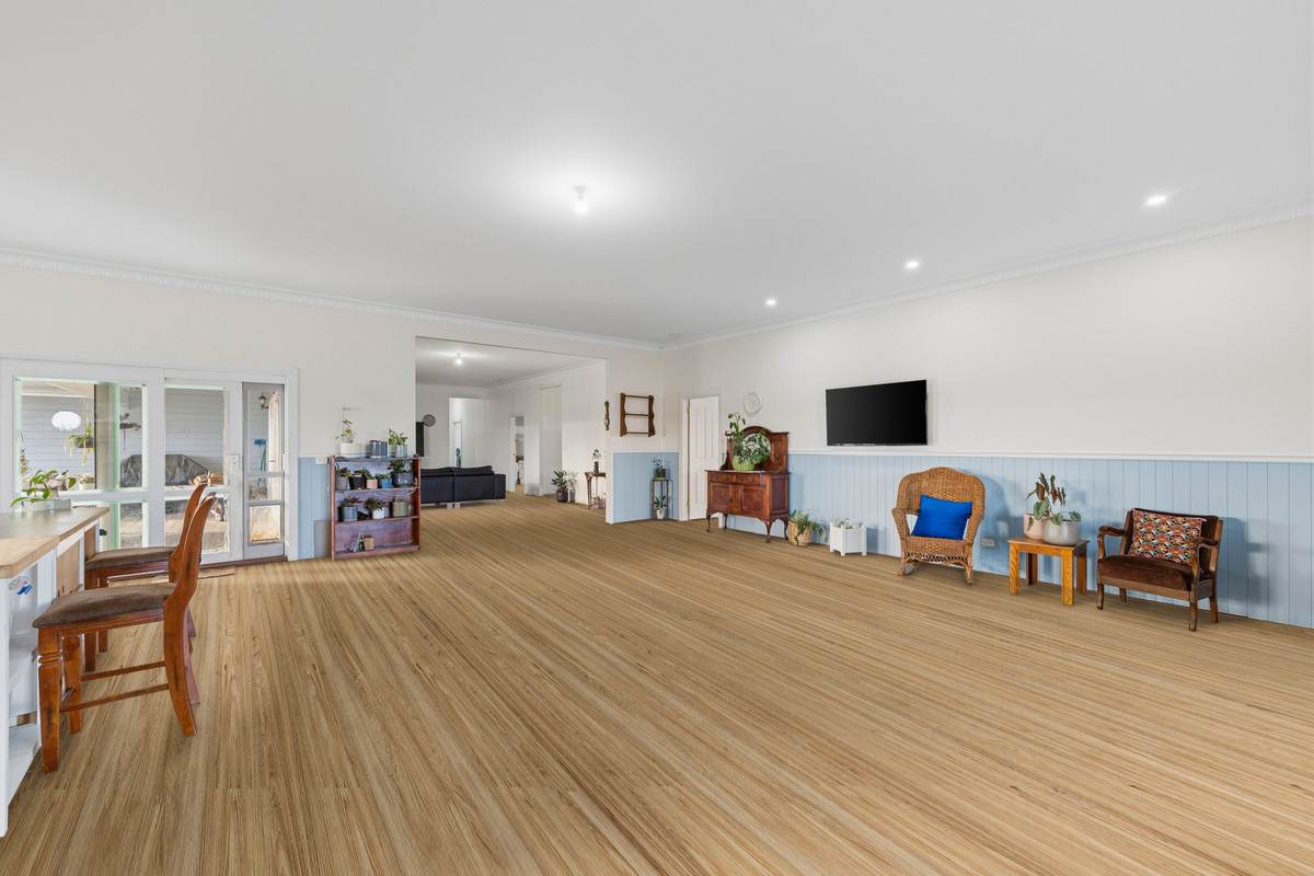52 Vaggs Road, Ross Creek For Sale by Farmbuy.com - image 27