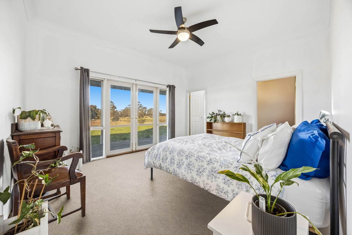52 Vaggs Road, Ross Creek For Sale by Farmbuy.com - image 15