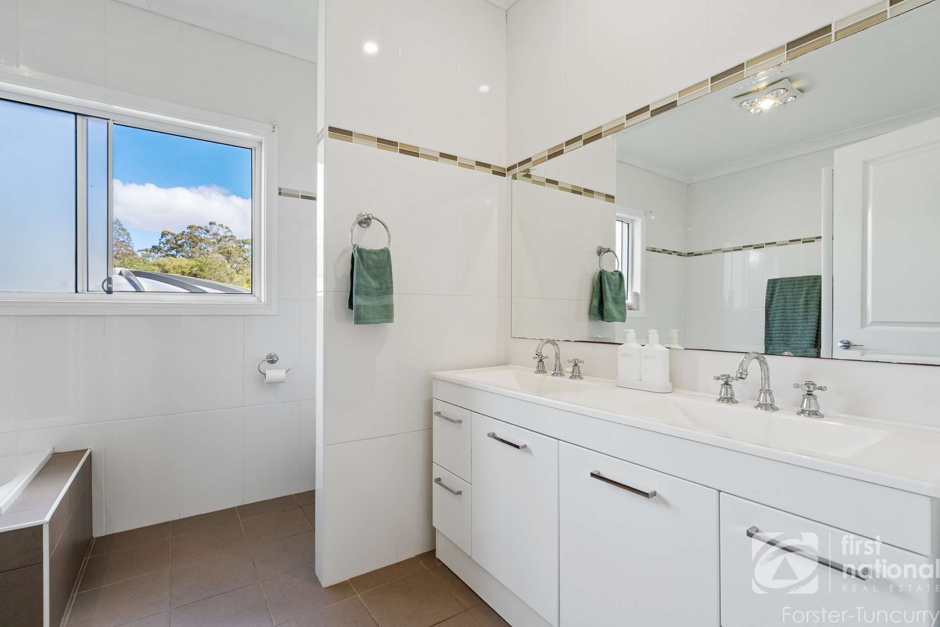 13951 Pacific Highway, Nabiac For Sale by Farmbuy.com - image 18