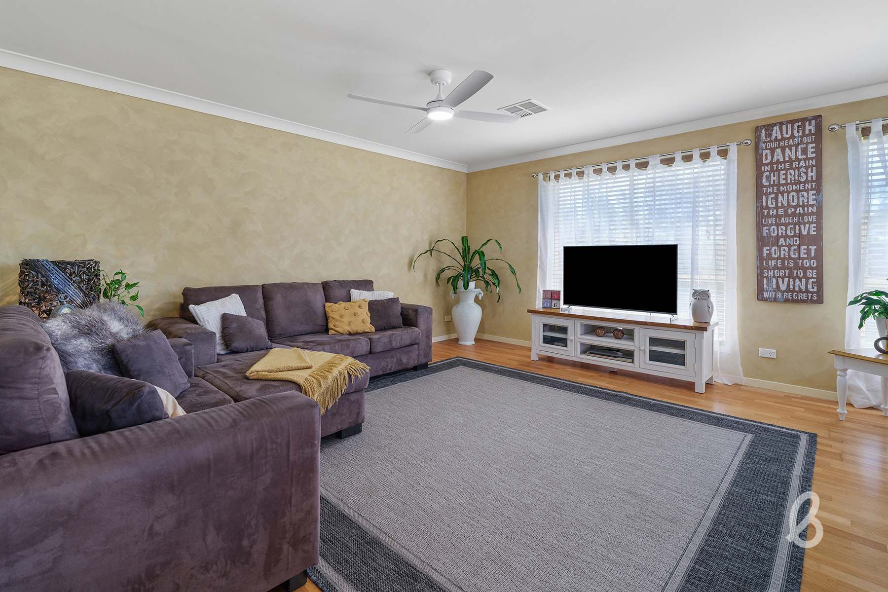 23 Rosehill Place, Branxton For Sale by Farmbuy.com - image 14