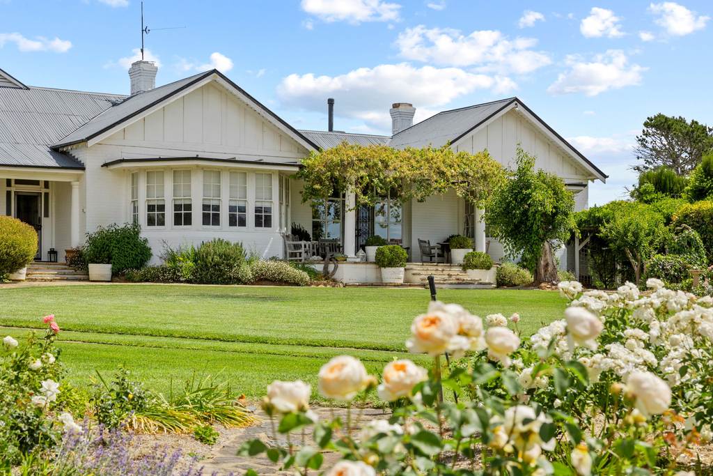 594 Dog Trap Road, Yass NSW 2582