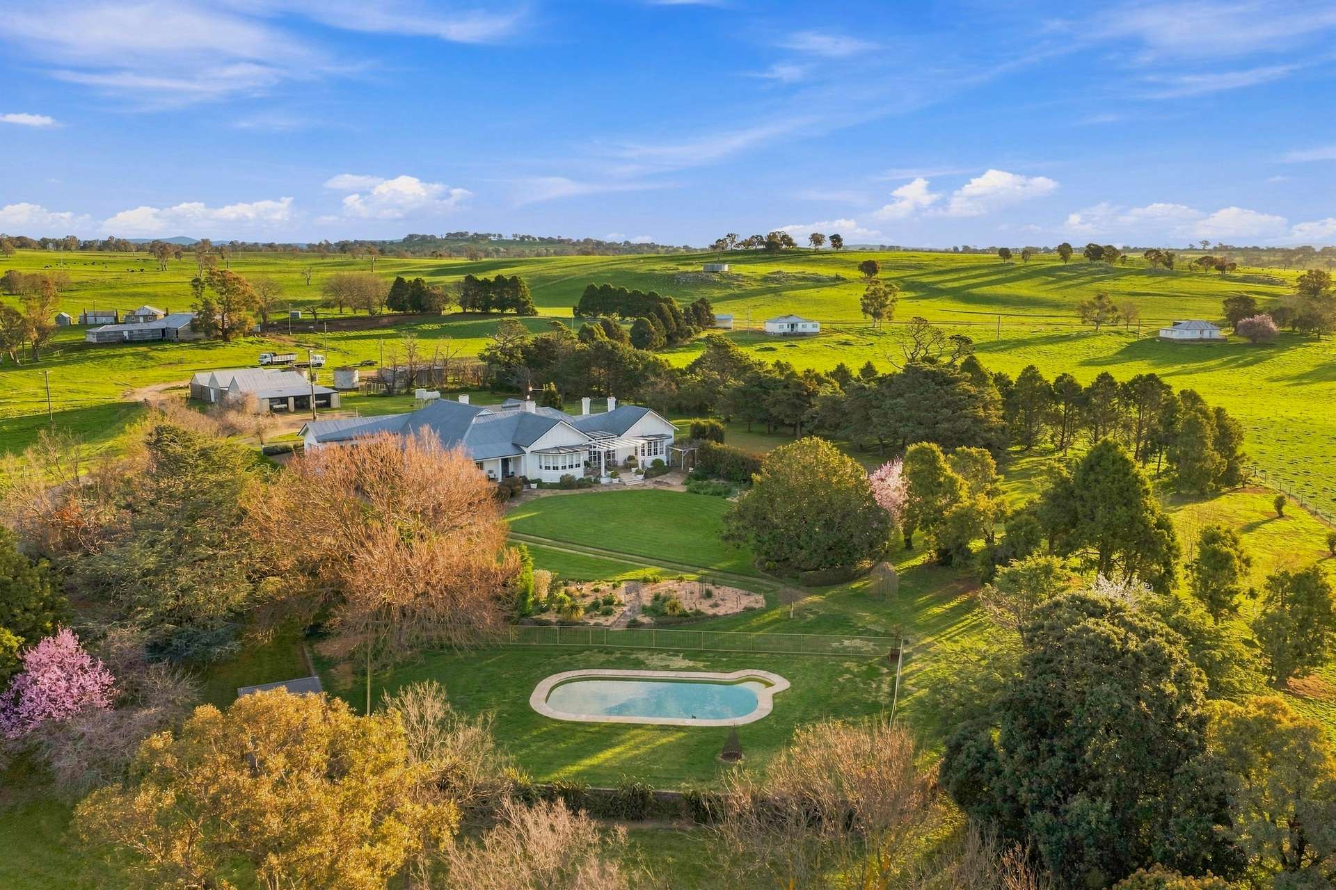 594 Dog Trap Road, Yass For Sale by Farmbuy.com - image 2