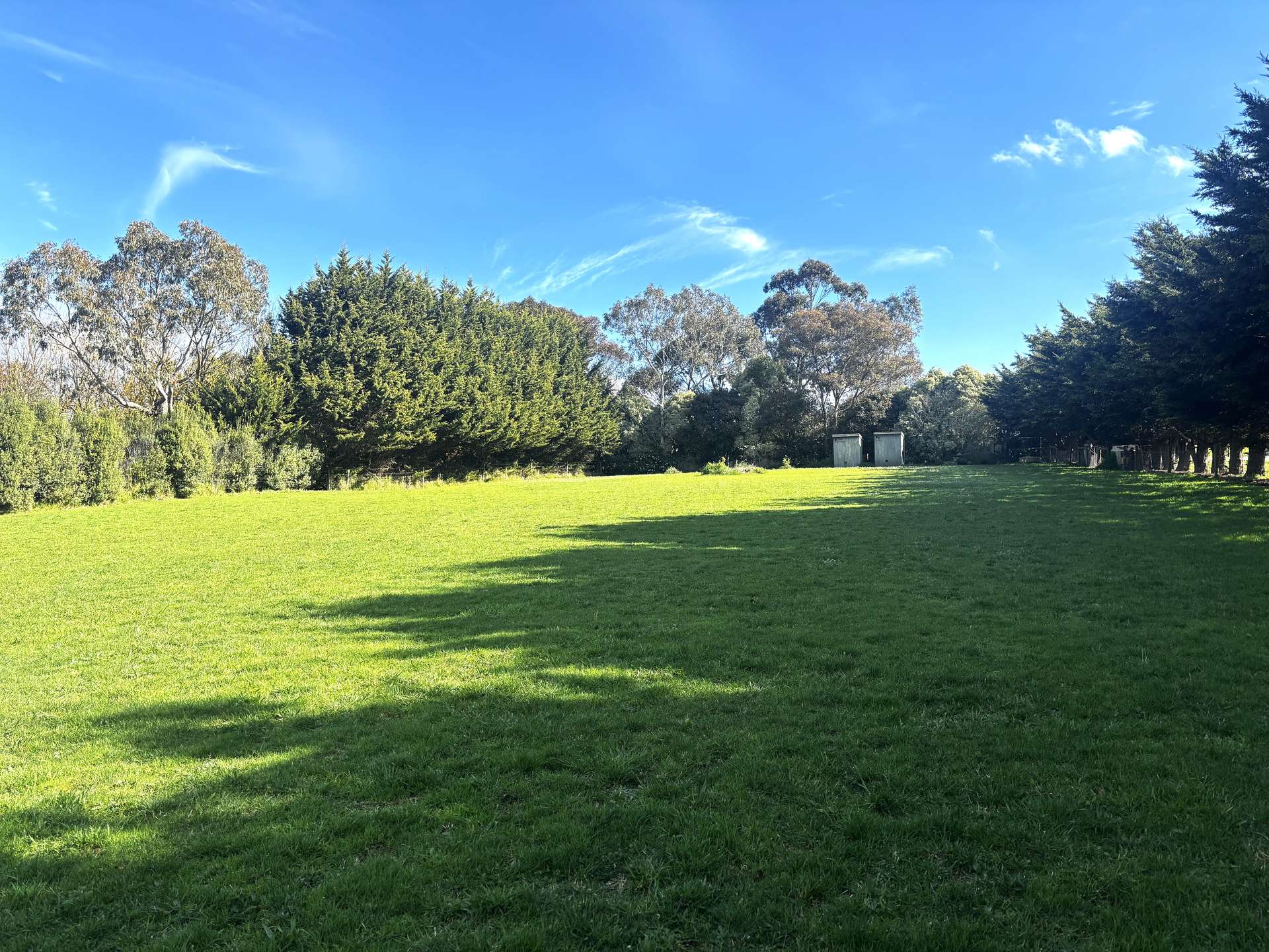 14B Greenland Drive, Drouin For Sale by Farmbuy.com - image 3