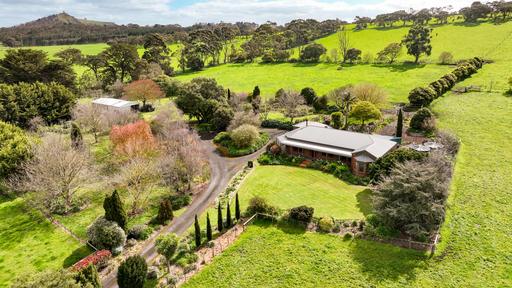 Farm Auction - SA - Moorak - 5291 - A Magnificent 40 Acre Lifestyle property 