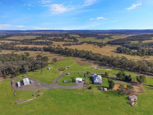 Farm For Sale - NSW - Canyonleigh - 2577 - Modern Country Living on Approximately 68 Acres 