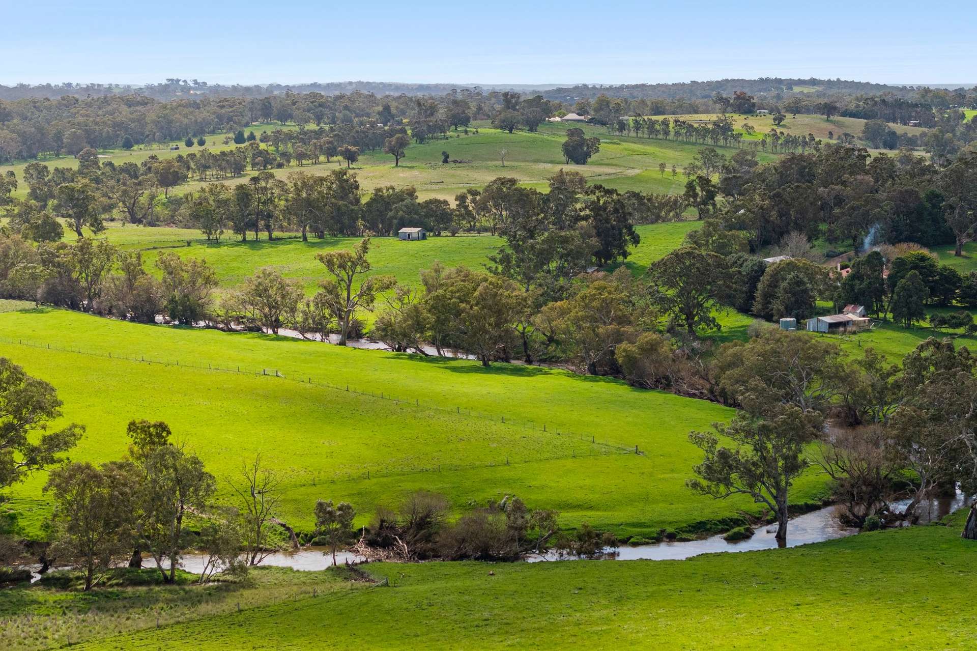 1469 Kyneton-Redesdale Road, Barfold For Sale by Farmbuy.com - image 2