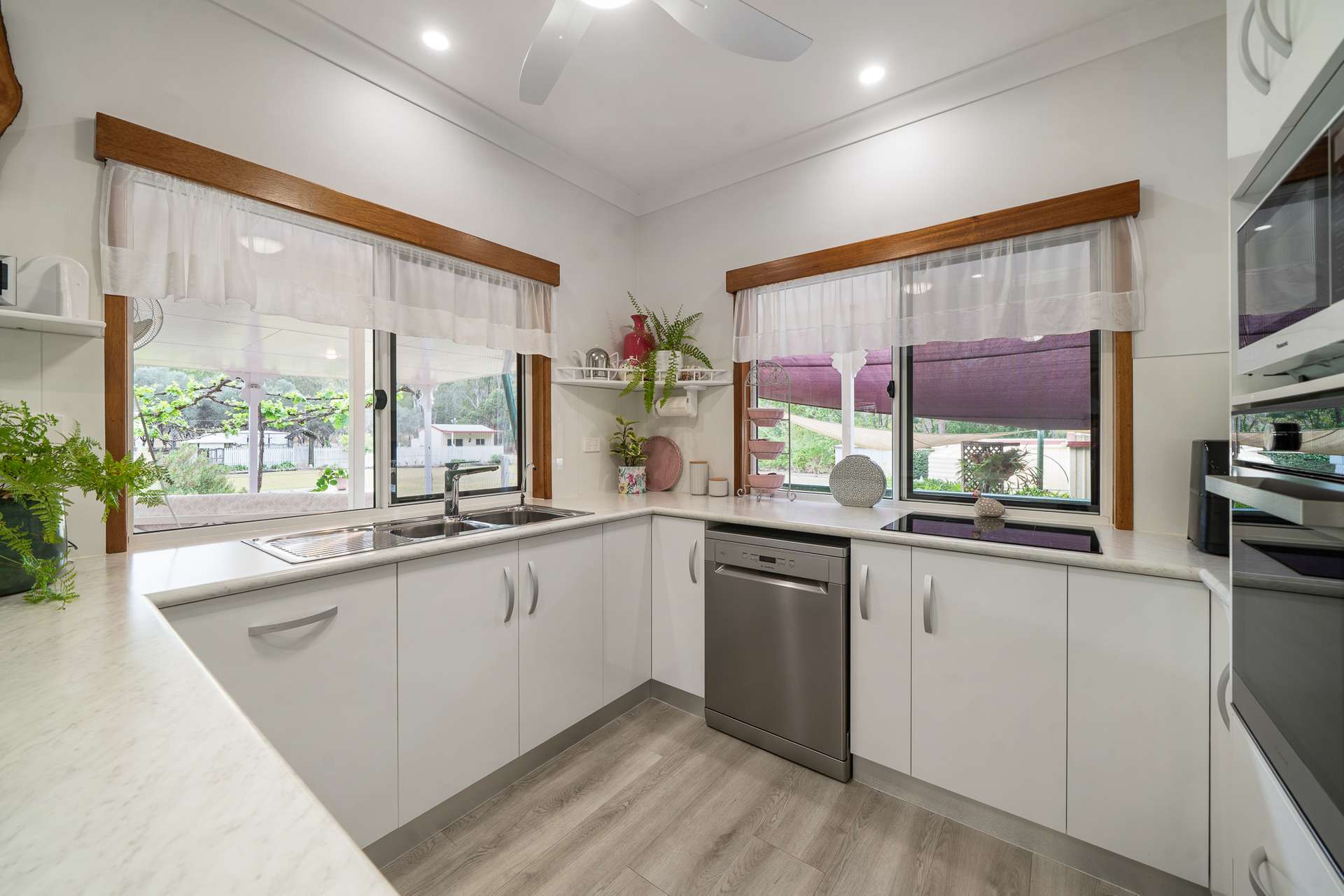 134 Costellos Road, Upper Lockyer For Sale by Farmbuy.com - image 4