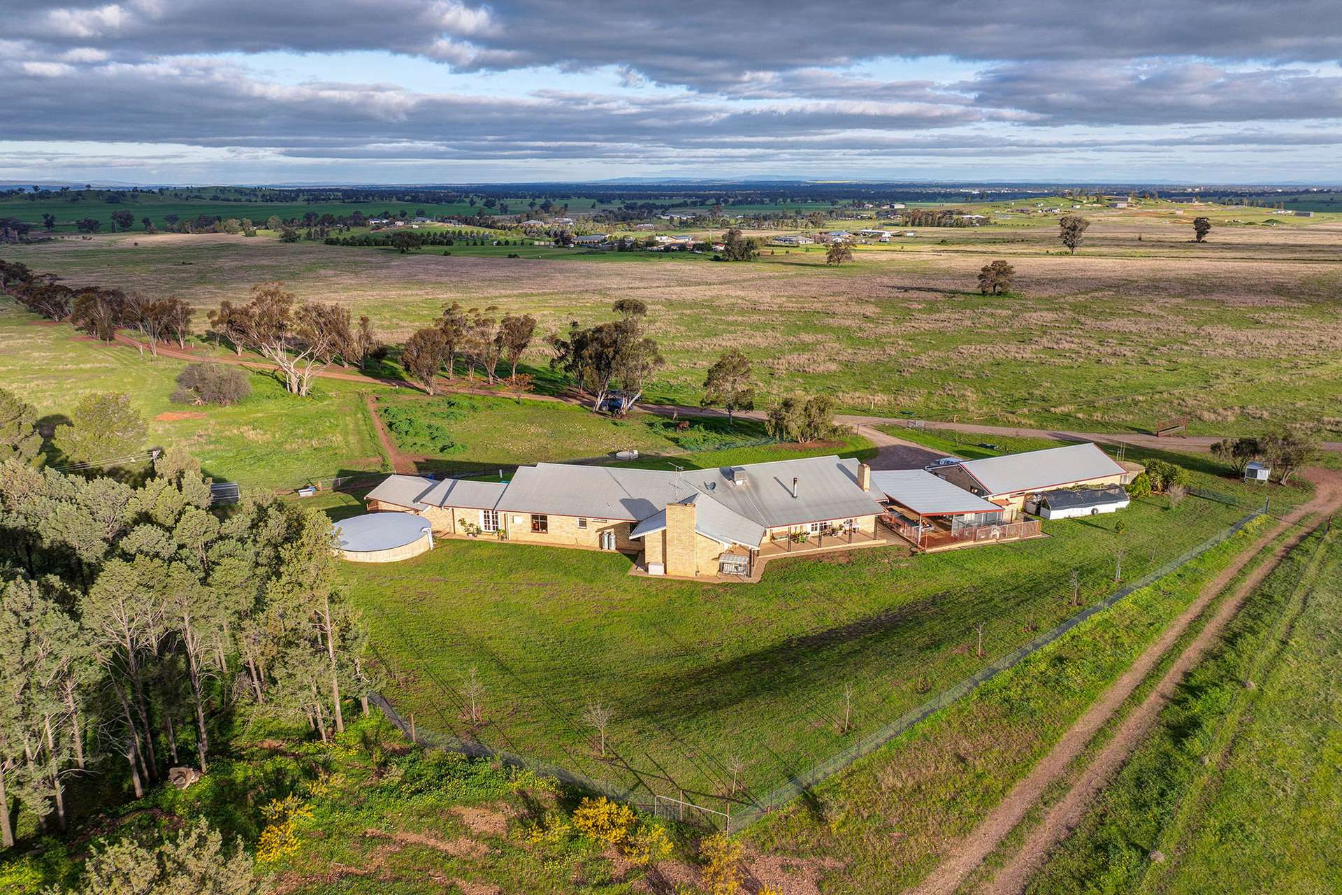 783 Calarie Road, Forbes For Sale by Farmbuy.com - image 9