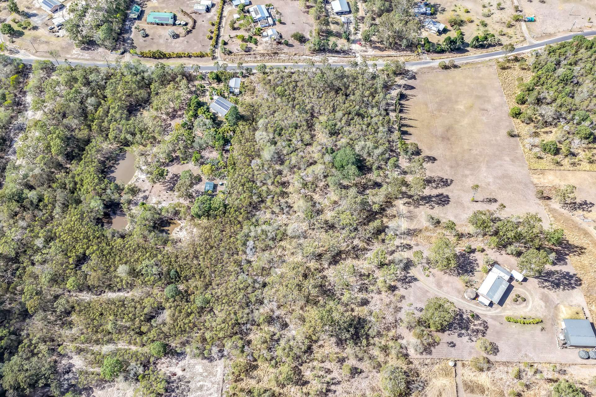 Halford Drive, Maroondan For Sale by Farmbuy.com - image 9