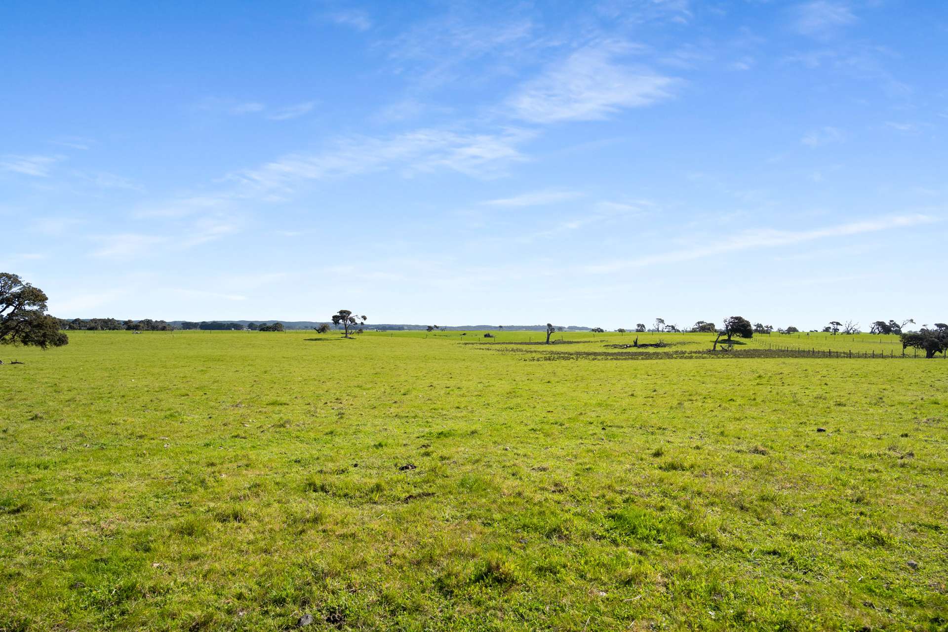 993 Clay Wells Road, Bray For Sale by Farmbuy.com - image 8