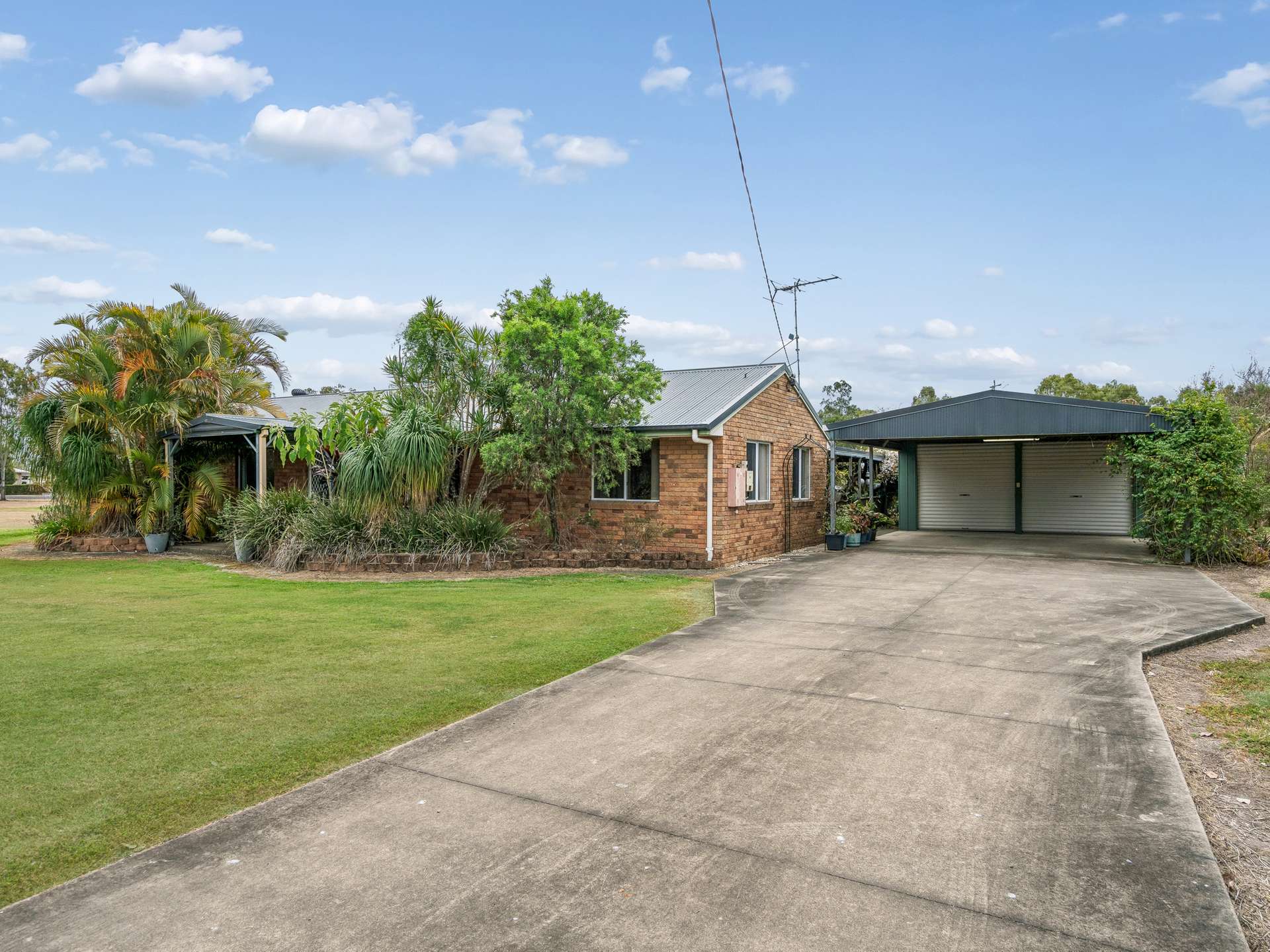 15 Azolla Court, Fernvale For Sale by Farmbuy.com - image 2