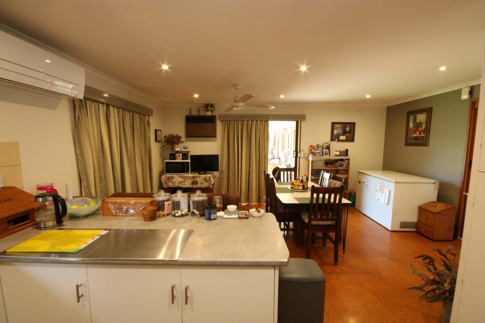 184 Day Road, Kyabram For Sale by Farmbuy.com - image 7