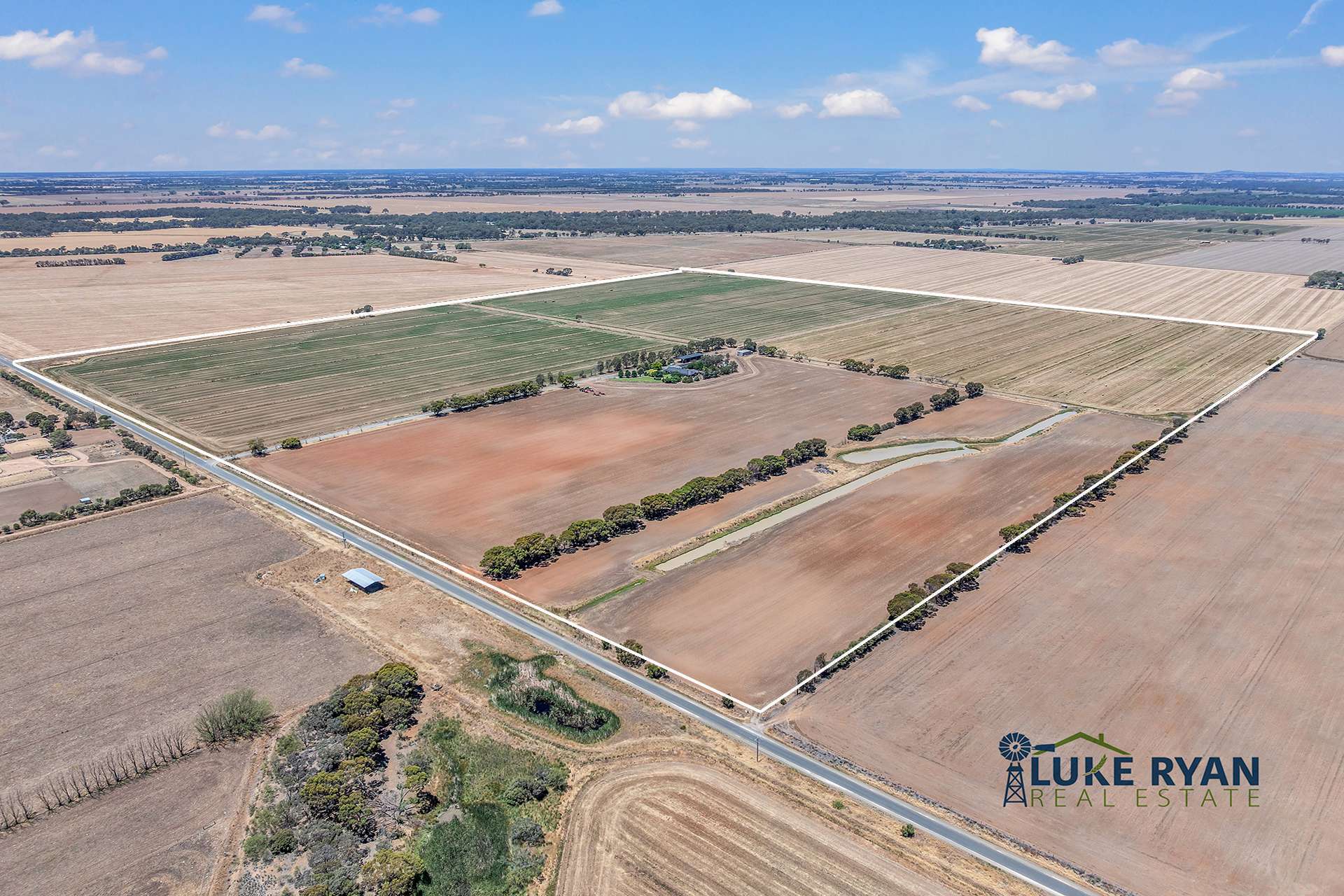 467 Strathallan Road, Bamawm For Sale by Farmbuy.com - image 2