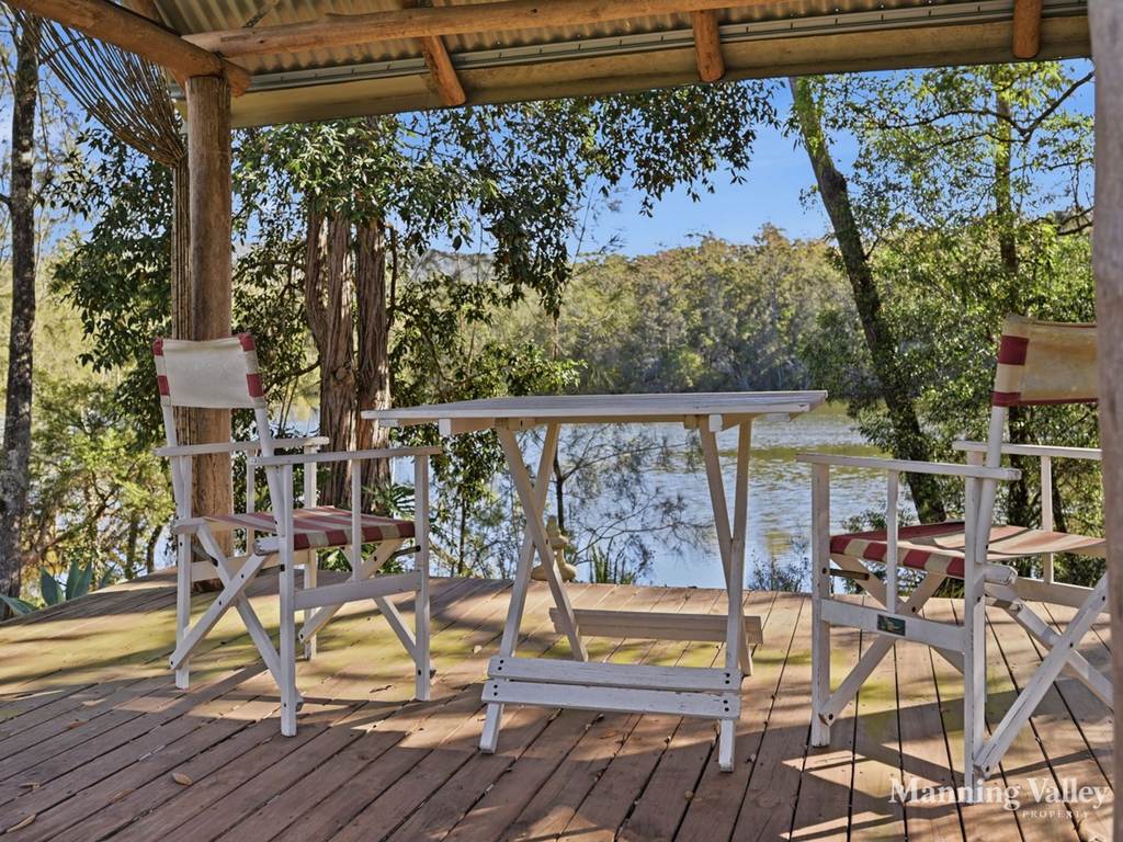 385 Locketts Crossing Road, Coolongolook NSW 2423