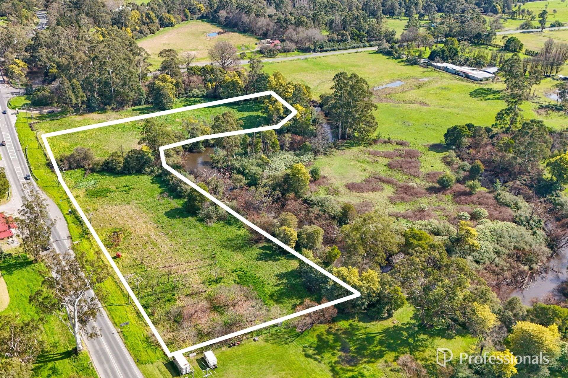 2185 Warburton Highway, Launching Place For Sale by Farmbuy.com - image 9
