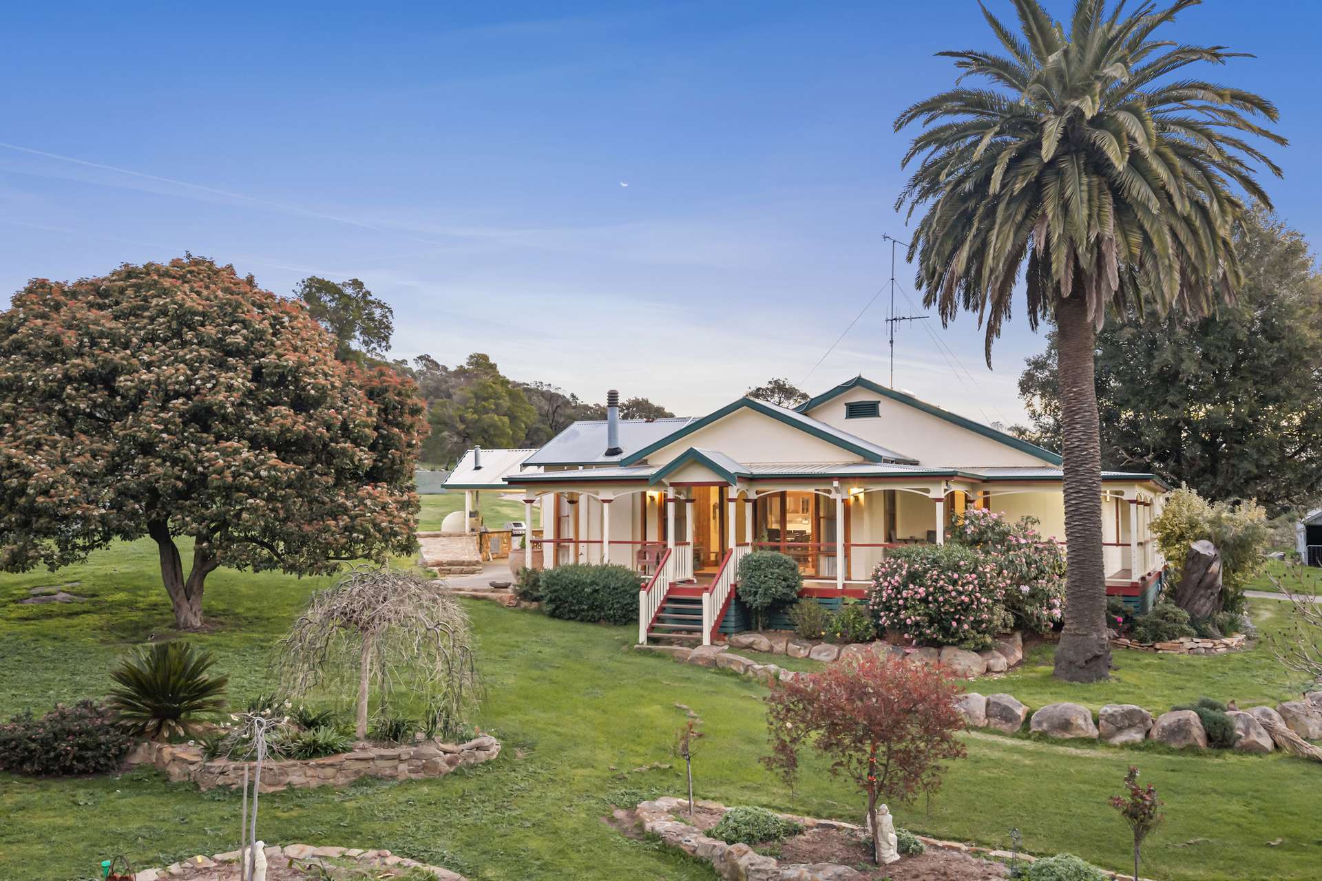 34 Kelvin View School Road, Kelvin View For Sale by Farmbuy.com - image 2