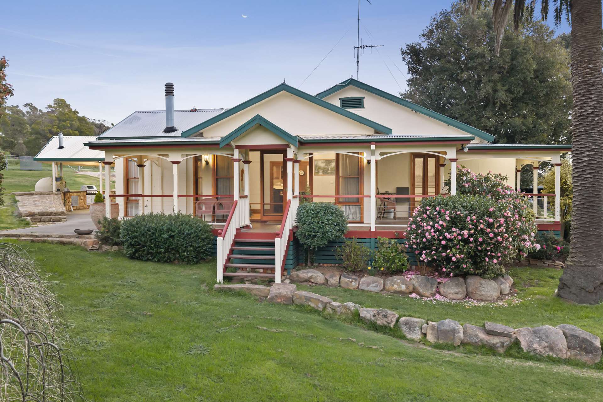34 Kelvin View School Road, Kelvin View For Sale by Farmbuy.com - image 4