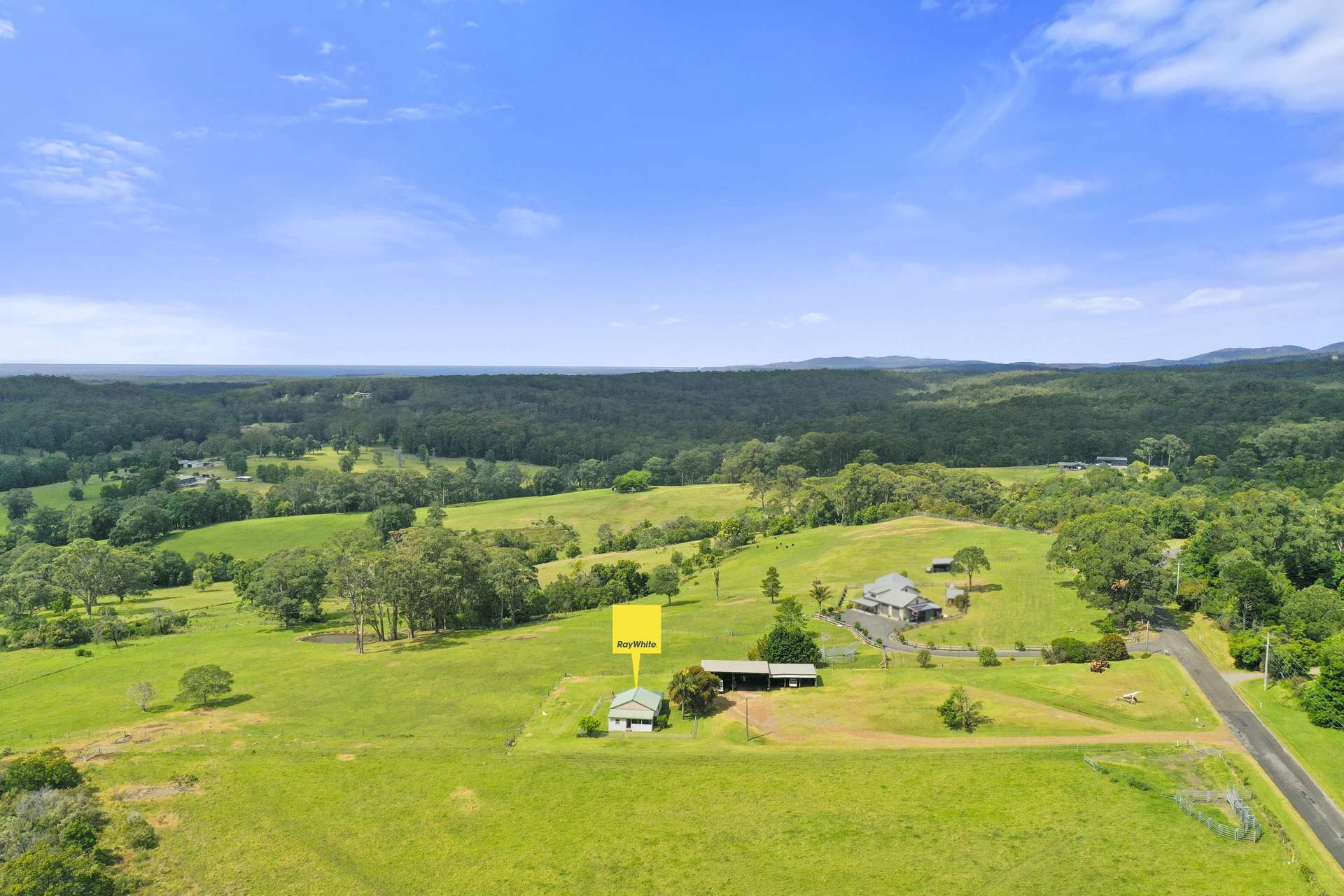 355 Woodstock Road, Woodstock For Sale by Farmbuy.com - image 1