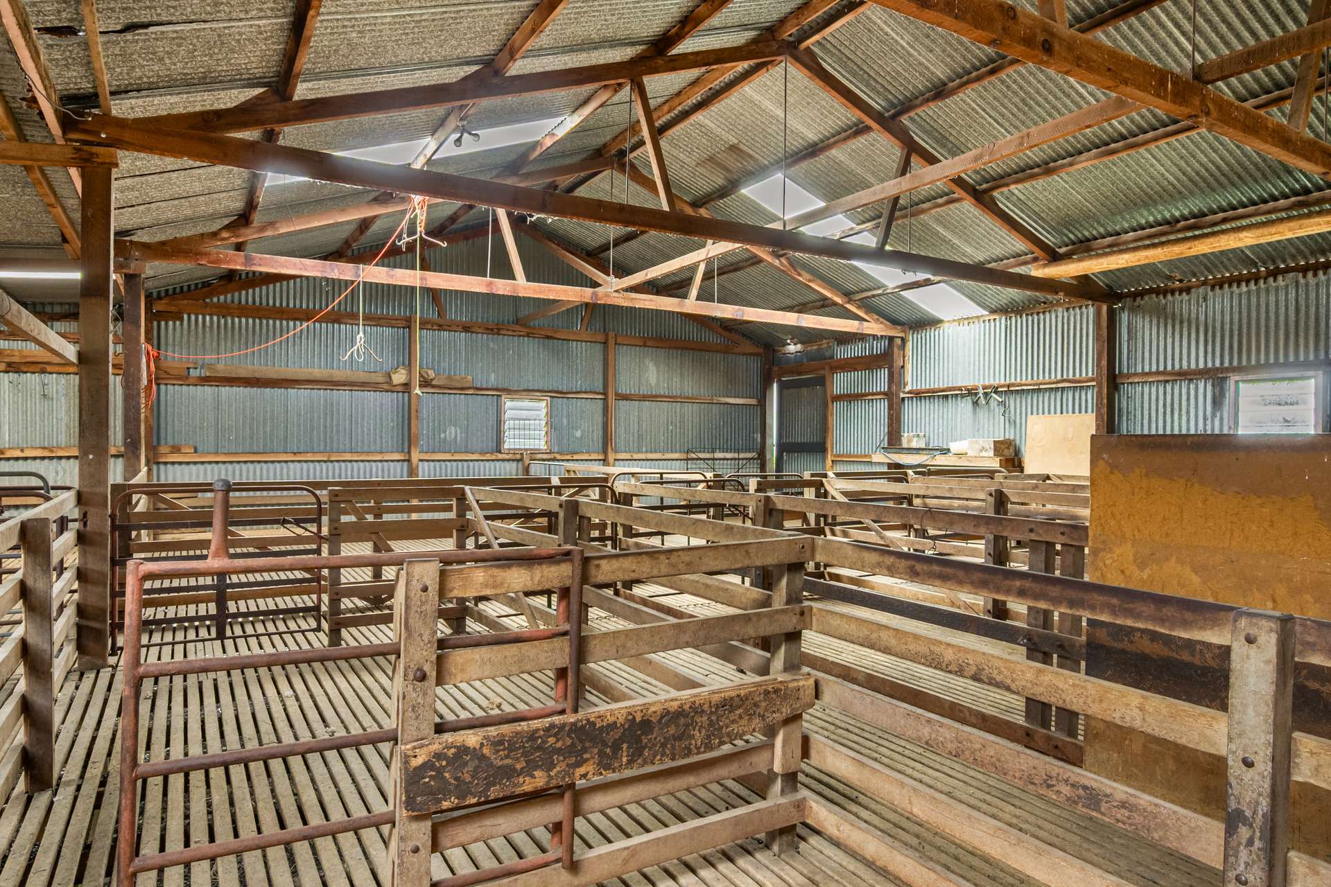 1031 Woodleigh Lane, Clay Wells For Sale by Farmbuy.com - image 21