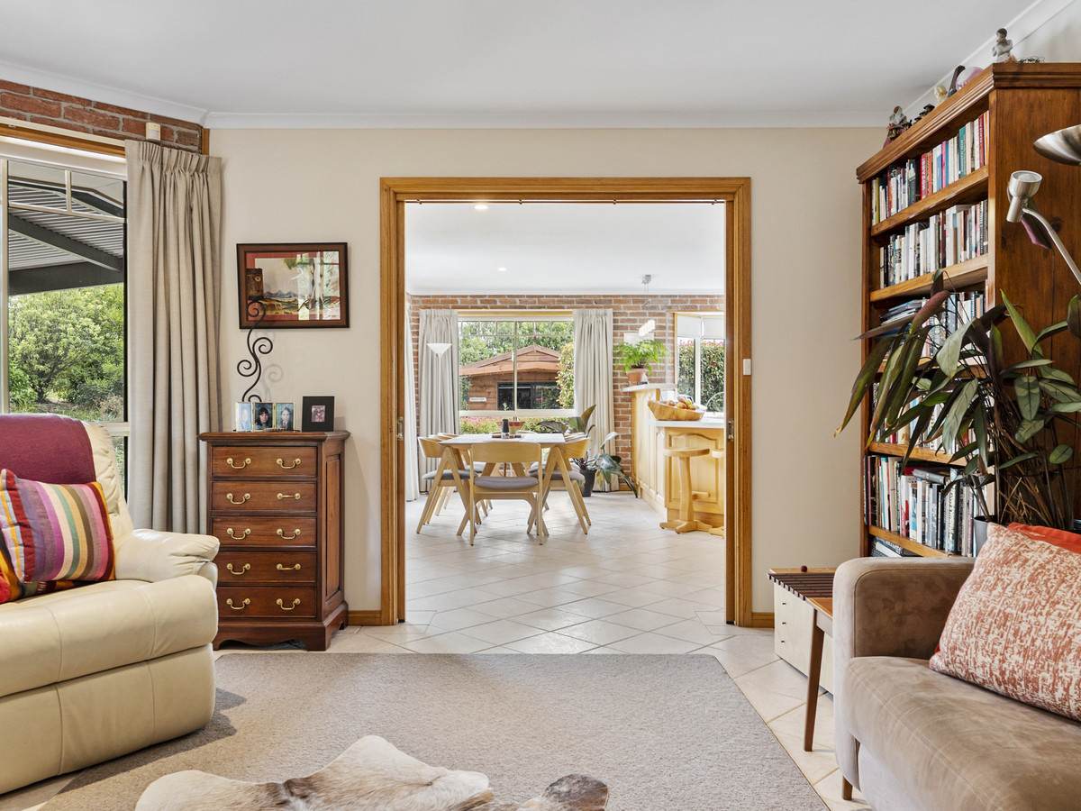 19 Englefield Drive, Margate For Sale by Farmbuy.com - image 9