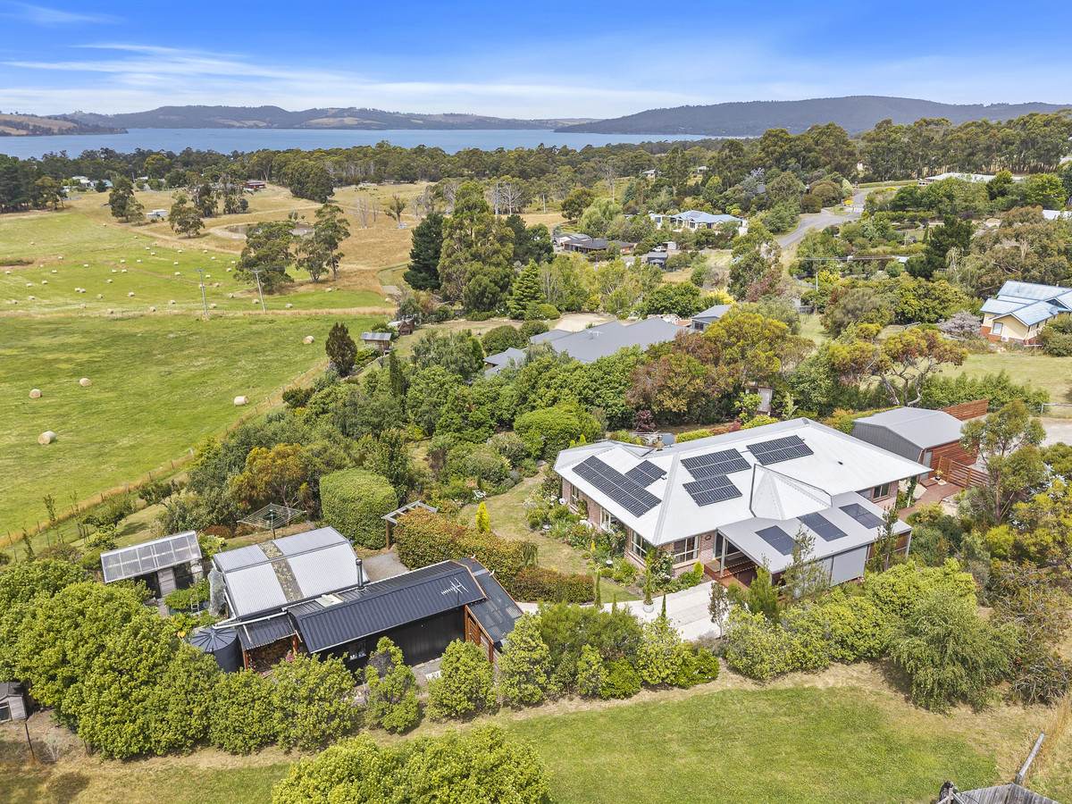 19 Englefield Drive, Margate For Sale by Farmbuy.com - image 28