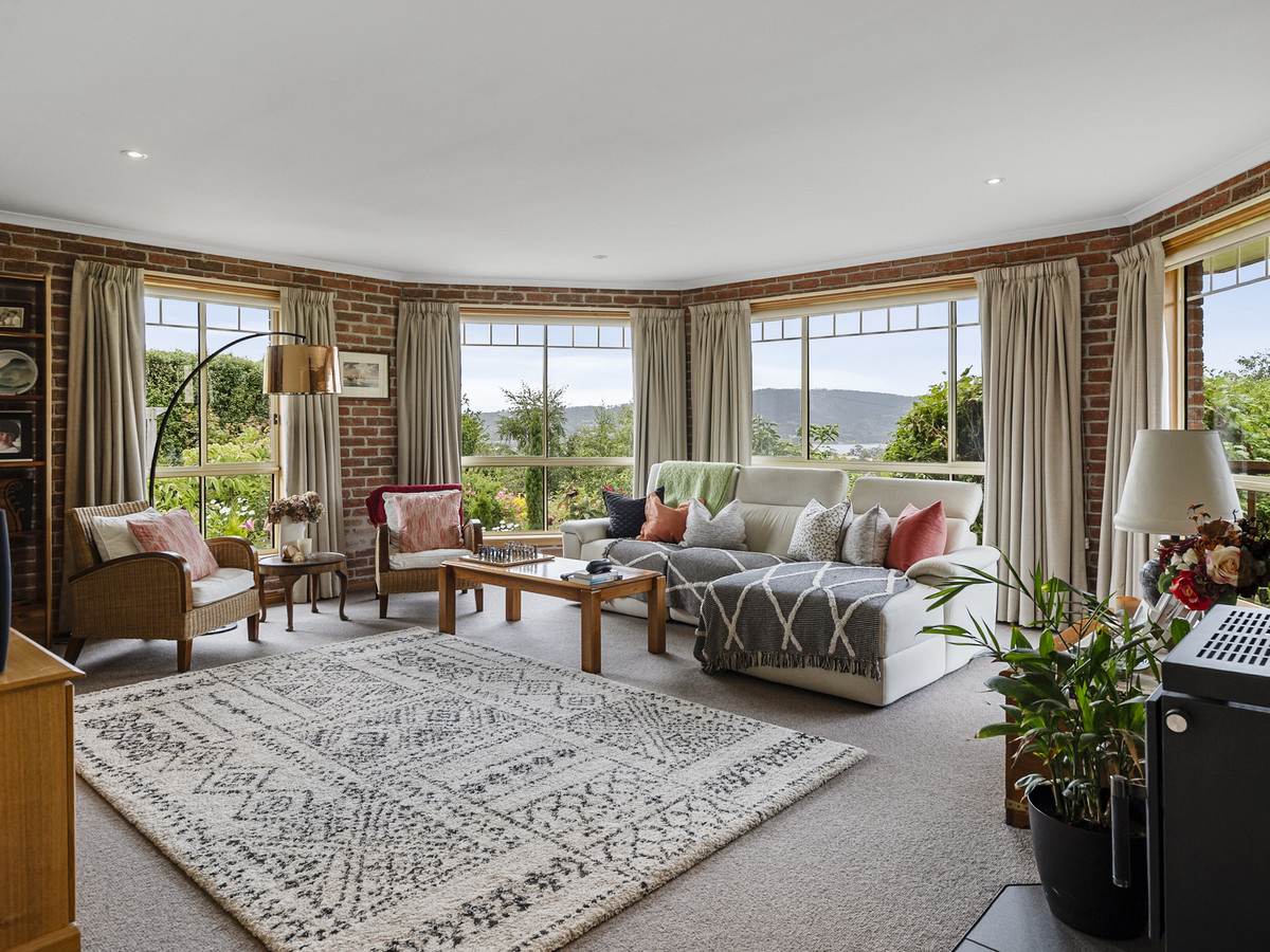 19 Englefield Drive, Margate For Sale by Farmbuy.com - image 12