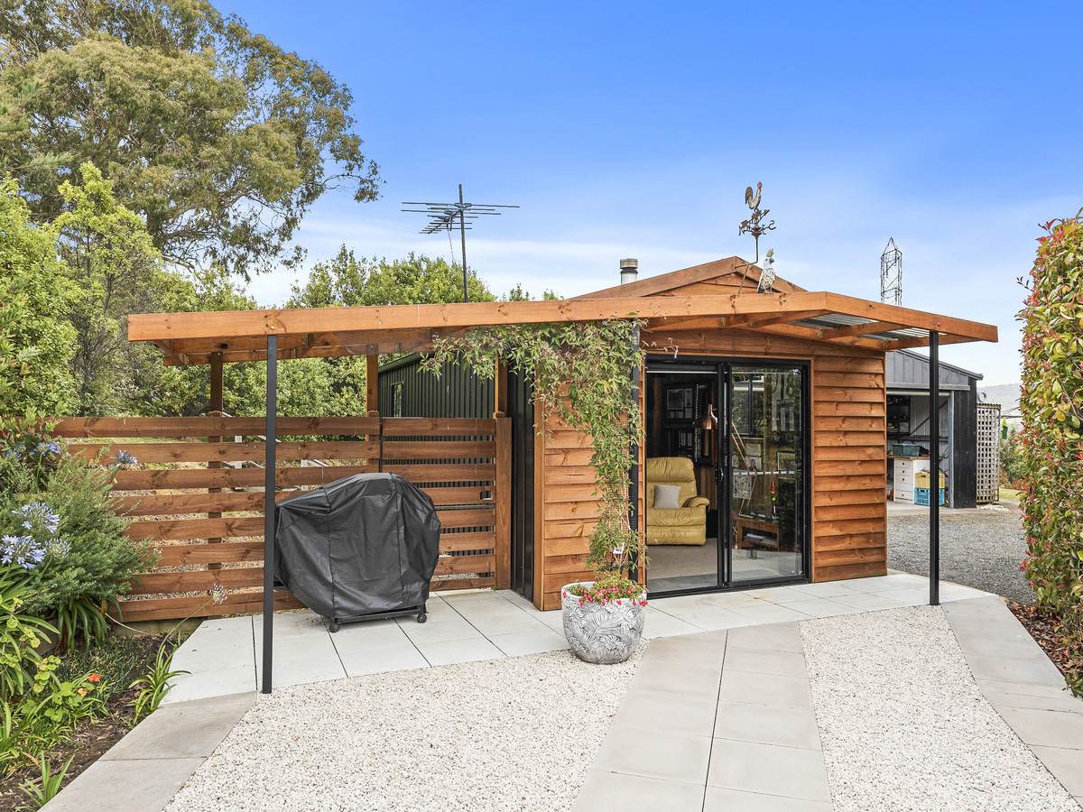 19 Englefield Drive, Margate For Sale by Farmbuy.com - image 24